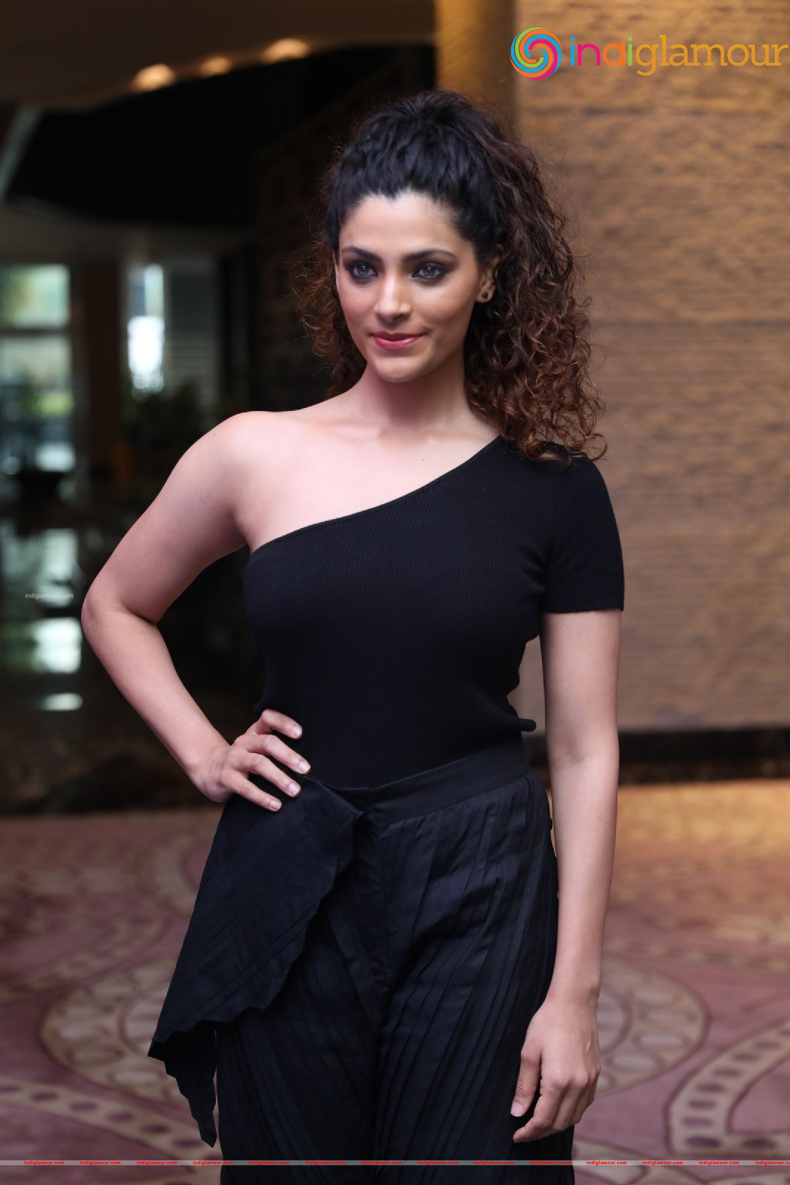 Saiyami Kher Actress hd photo