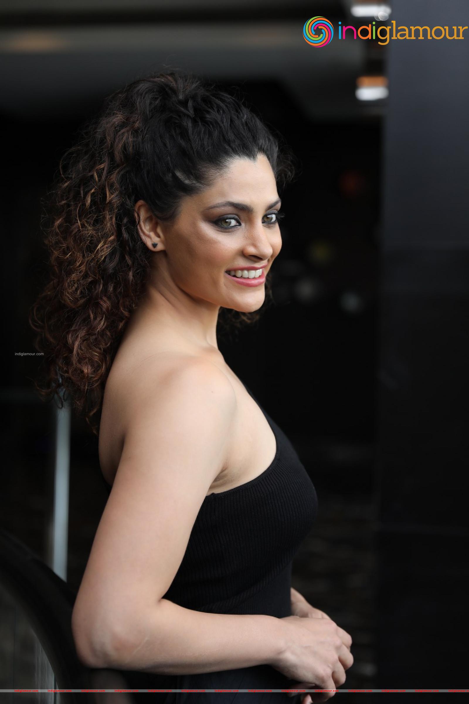 Saiyami Kher Actress hd photo