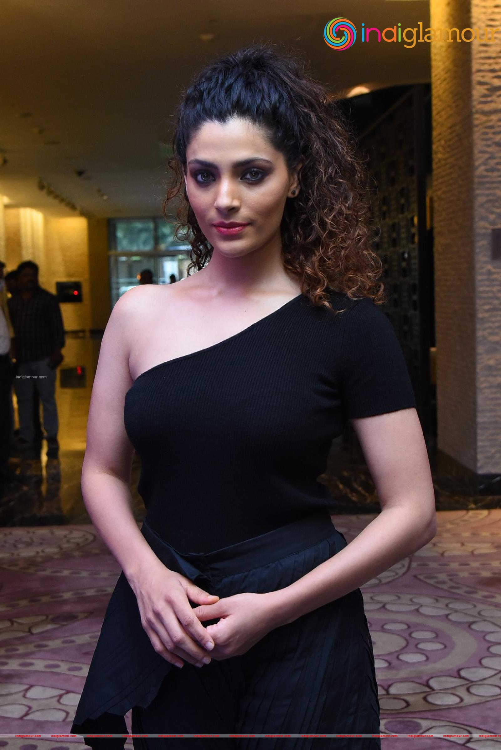 Saiyami Kher Actress hd photo
