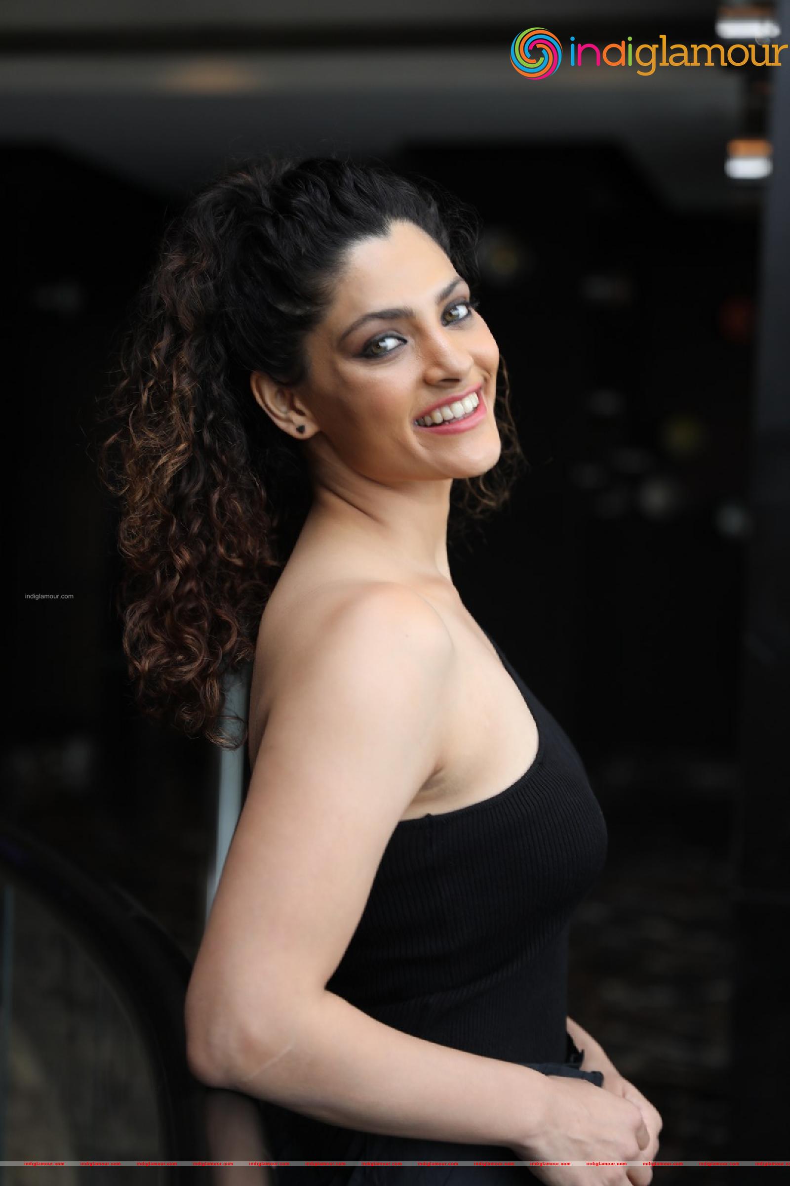Saiyami Kher Actress hd photo