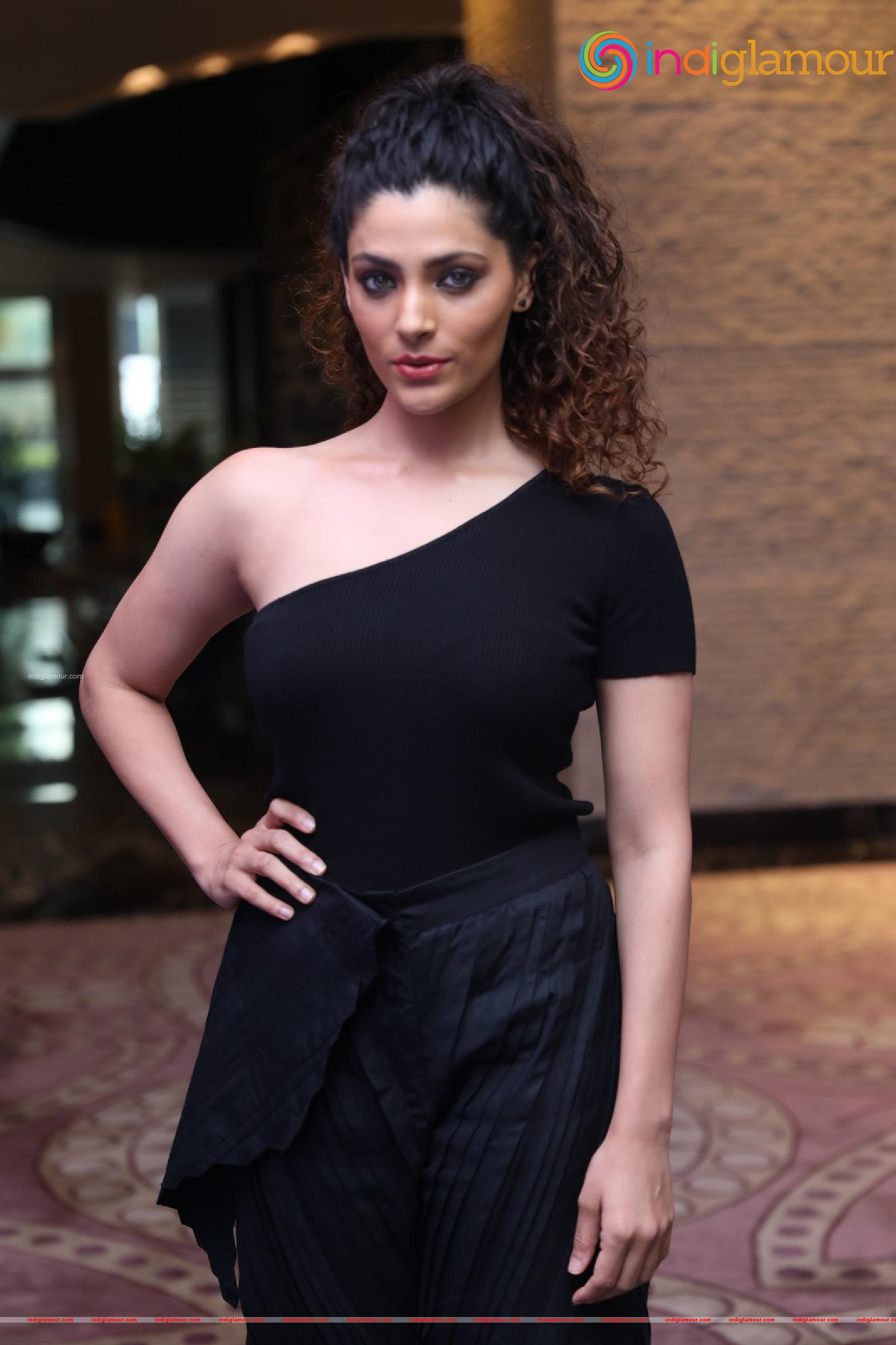 Saiyami Kher Actress hd photo