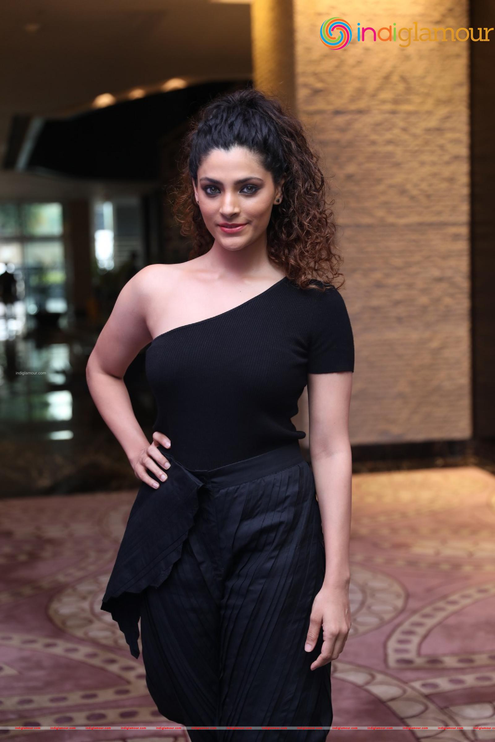 Saiyami Kher Actress hd photo