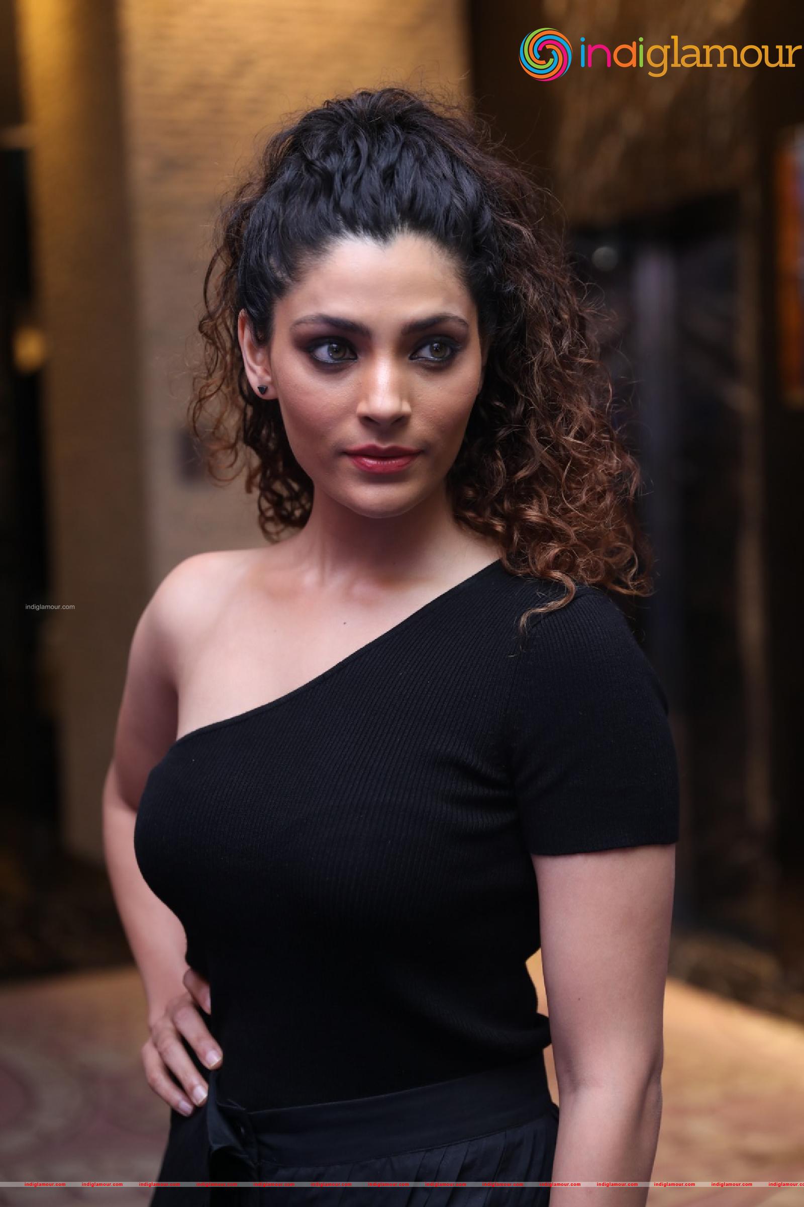 Saiyami Kher Actress hd photo
