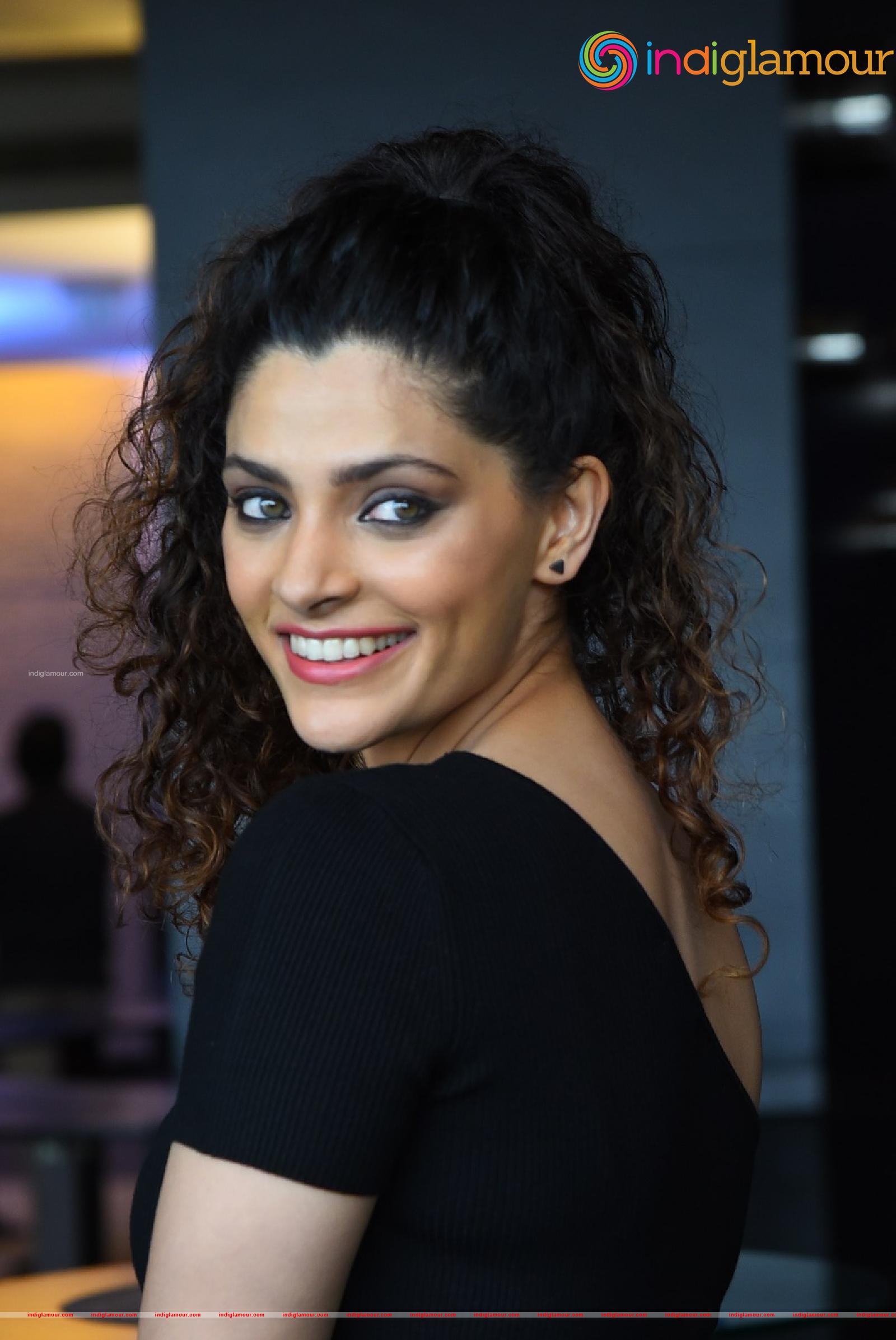 Saiyami Kher Actress hd photo