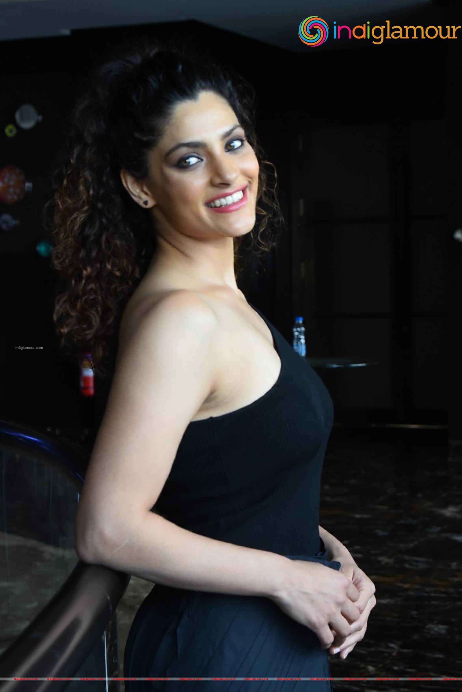 Saiyami Kher Actress hd photo