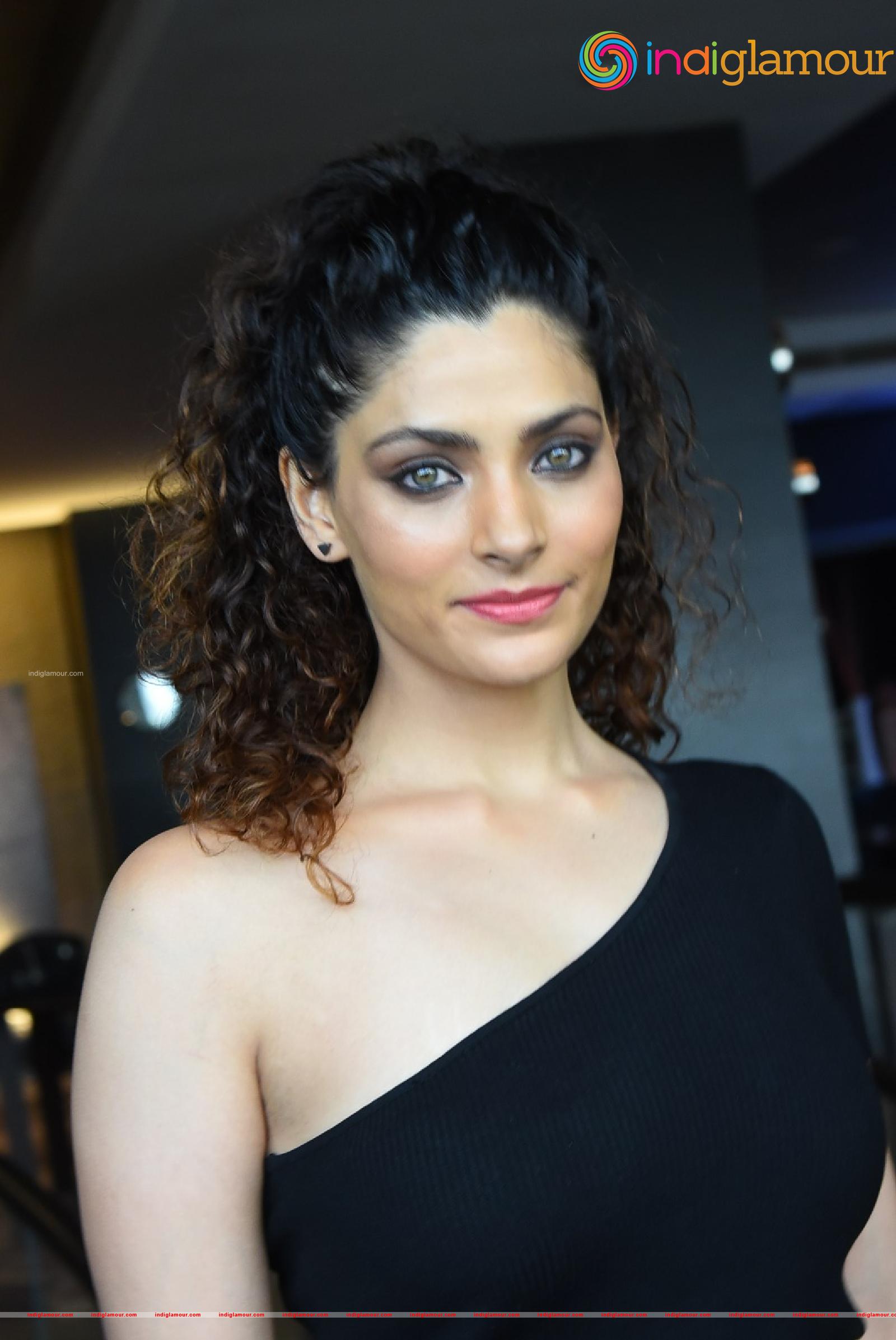 Saiyami Kher Actress hd photo