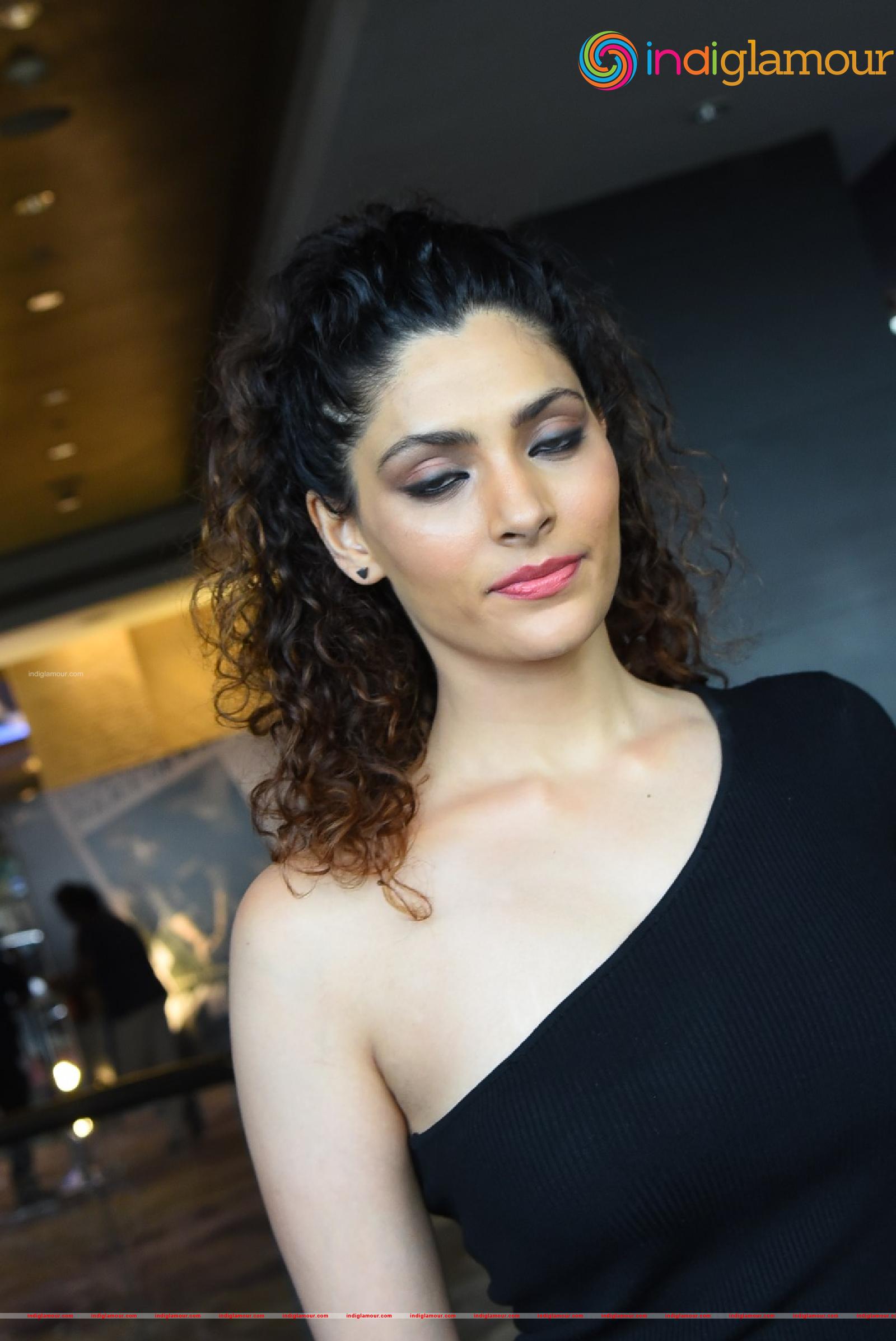 Saiyami Kher Actress hd photo