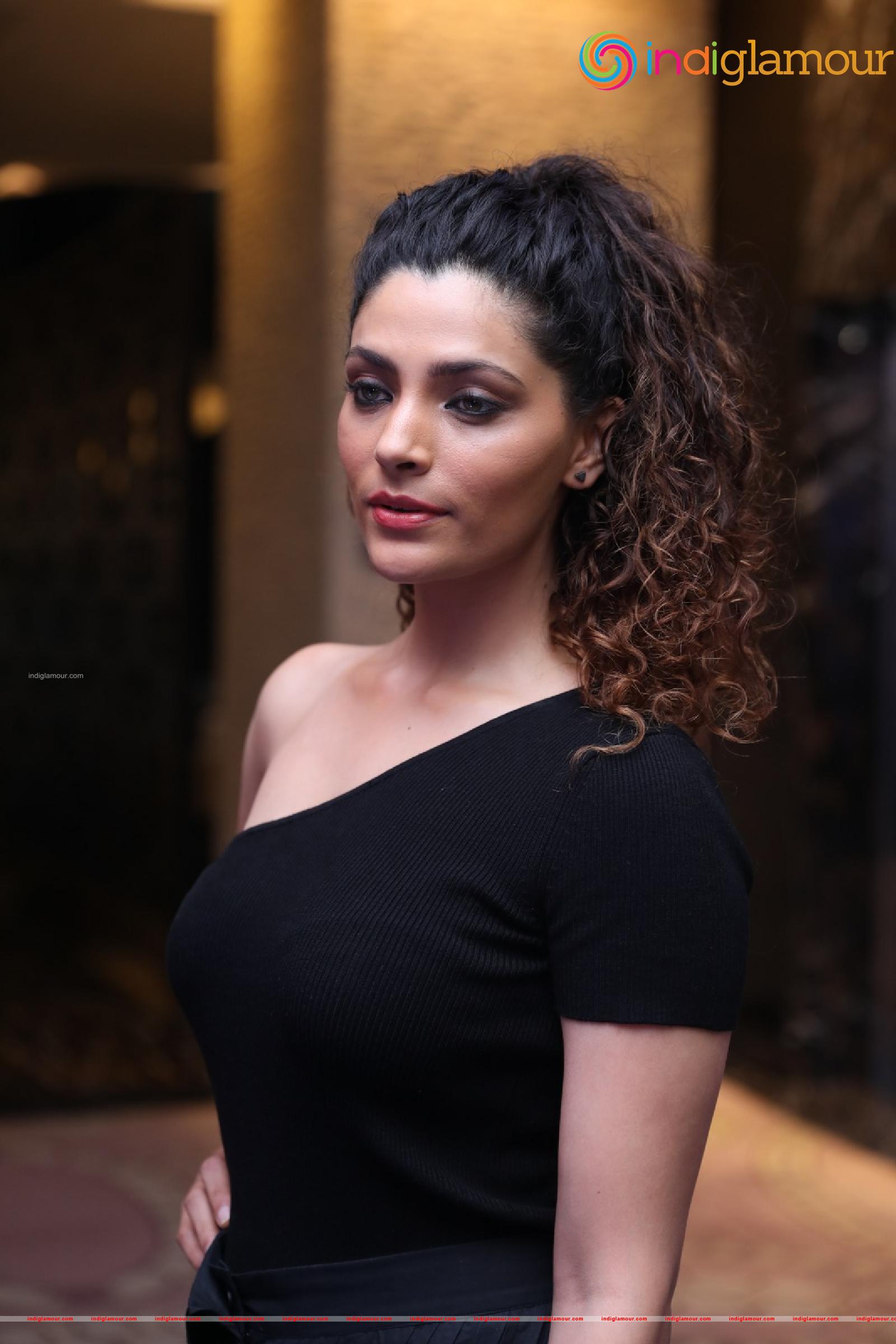 Saiyami Kher Actress hd photo