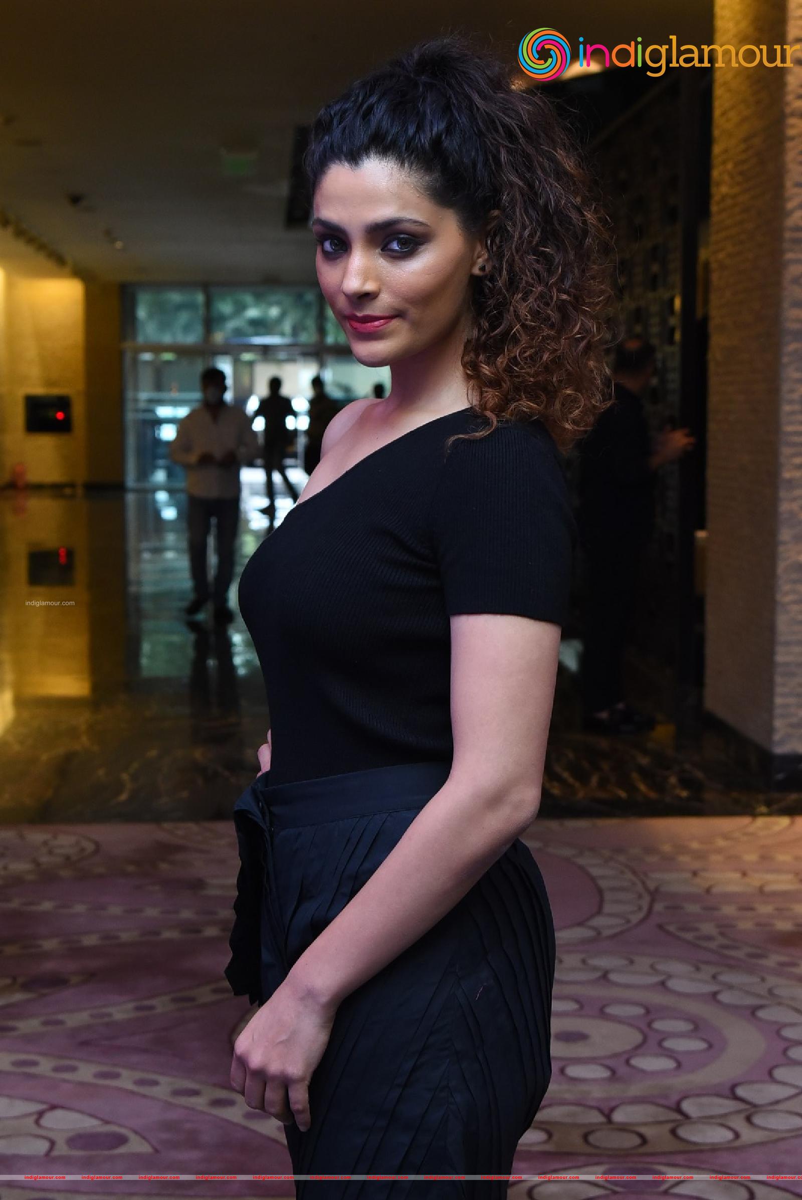 Saiyami Kher Actress hd photo