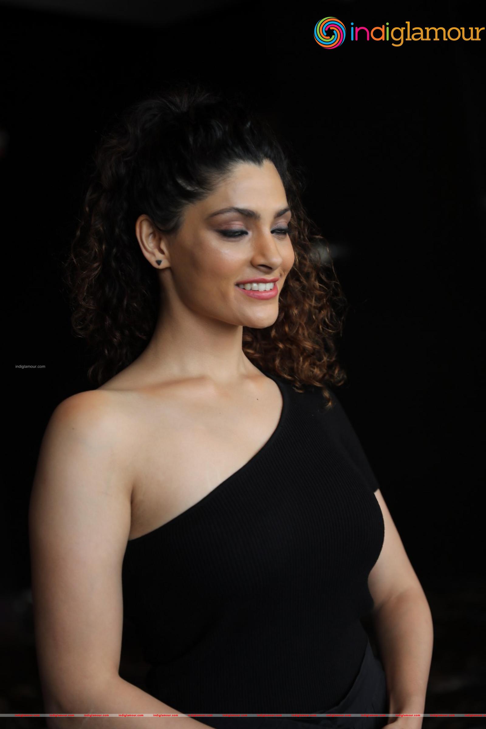 Saiyami Kher Actress hd photo