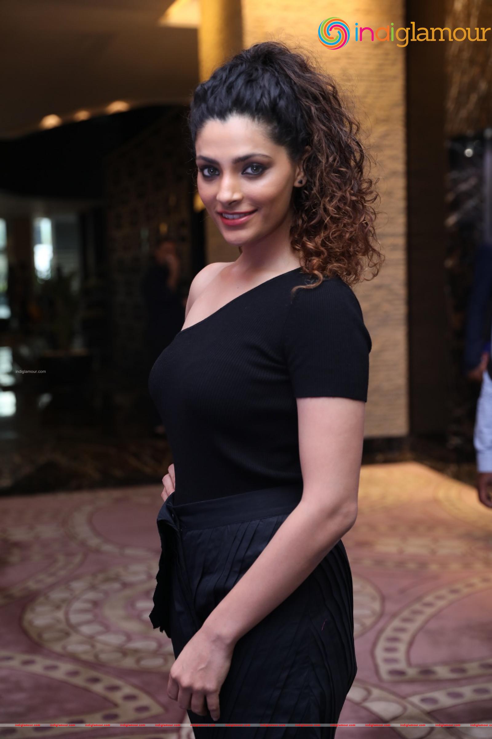 Saiyami Kher Actress hd photo