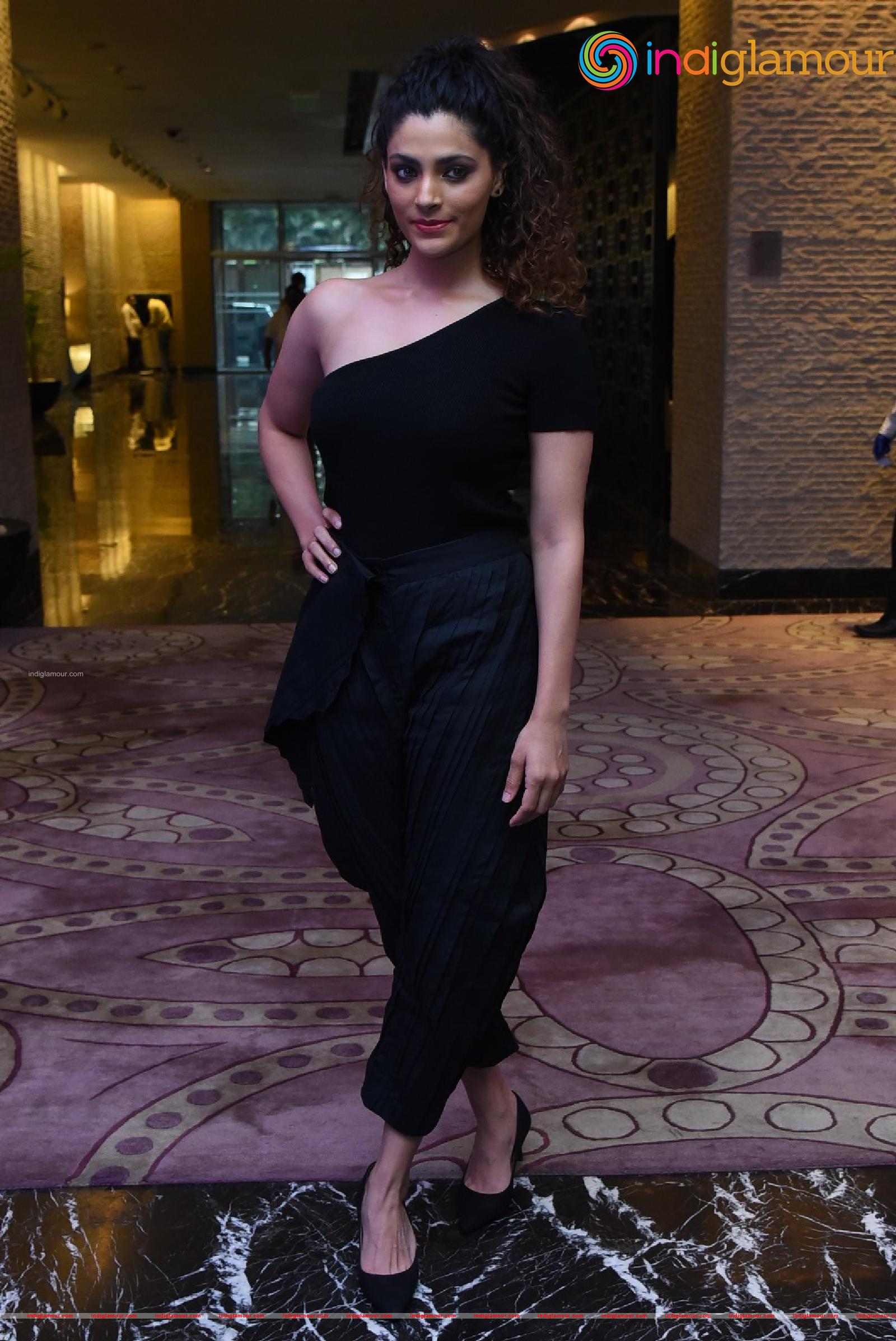Saiyami Kher Actress hd photo