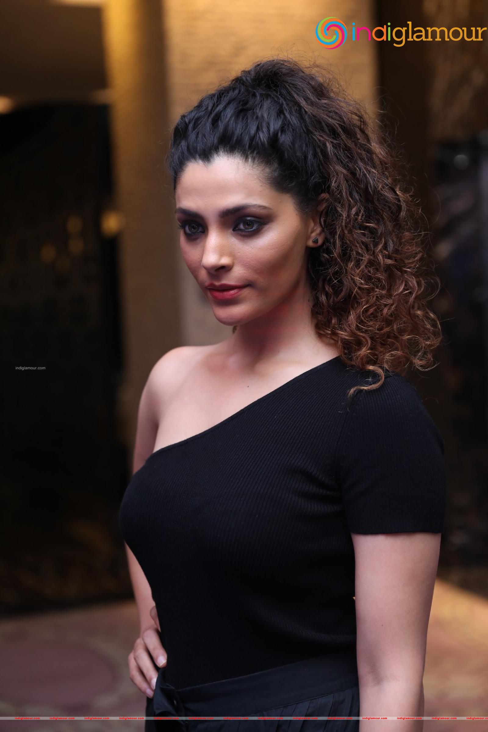 Saiyami Kher Actress hd photo