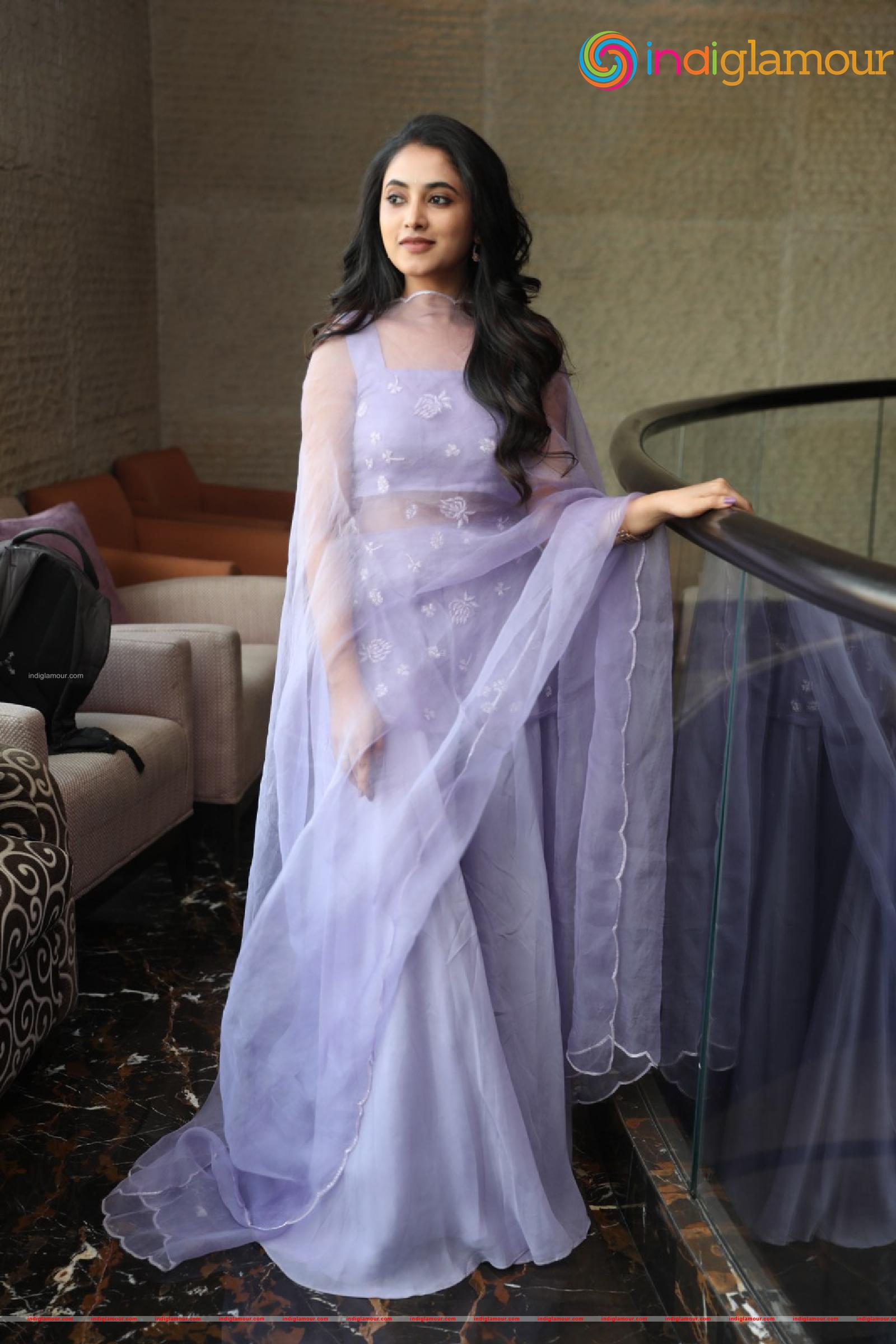 Priyanka Arul Mohan Actress hd photo