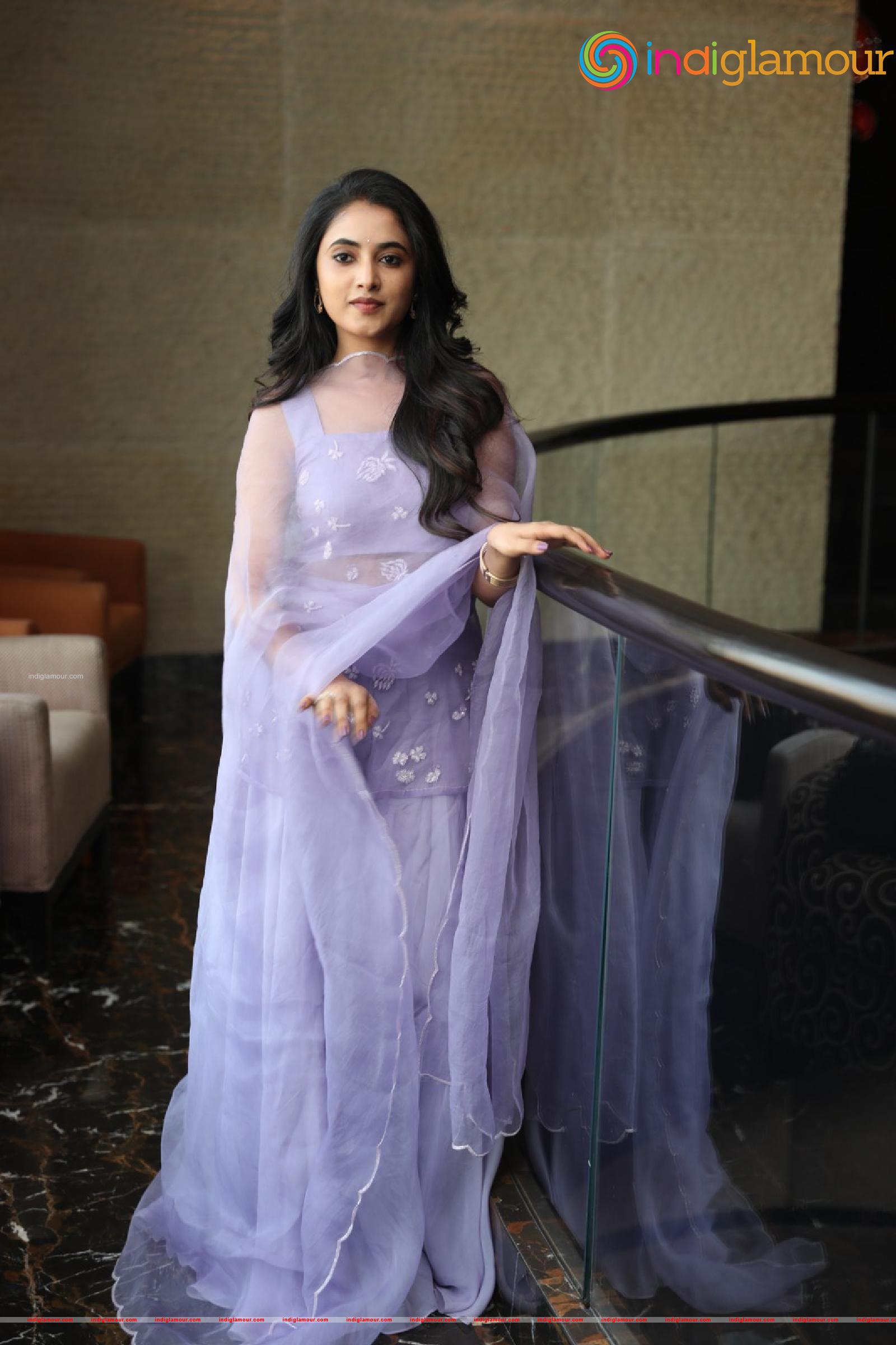 Priyanka Arul Mohan Actress hd photo