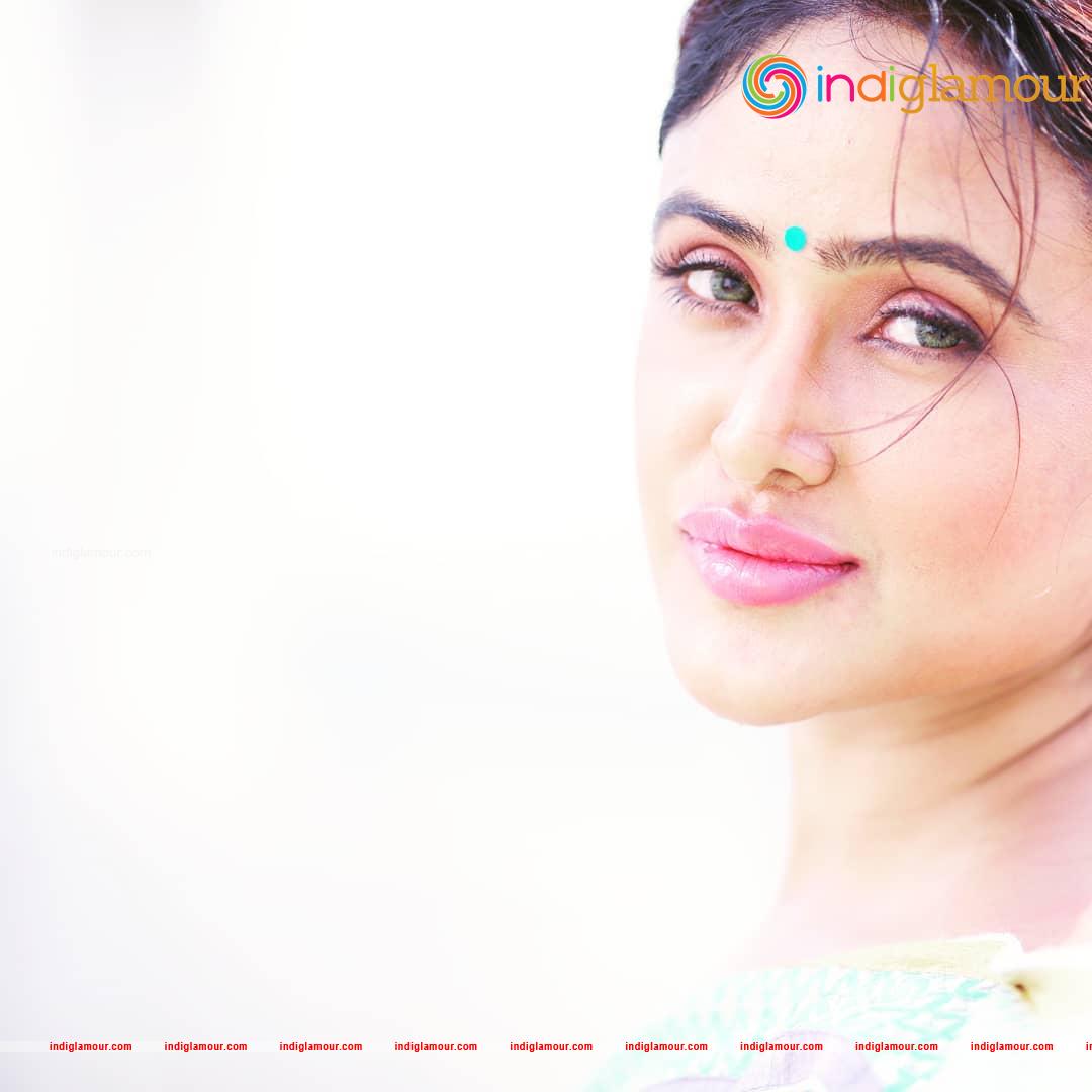 Sony Charishta Actress hd photo