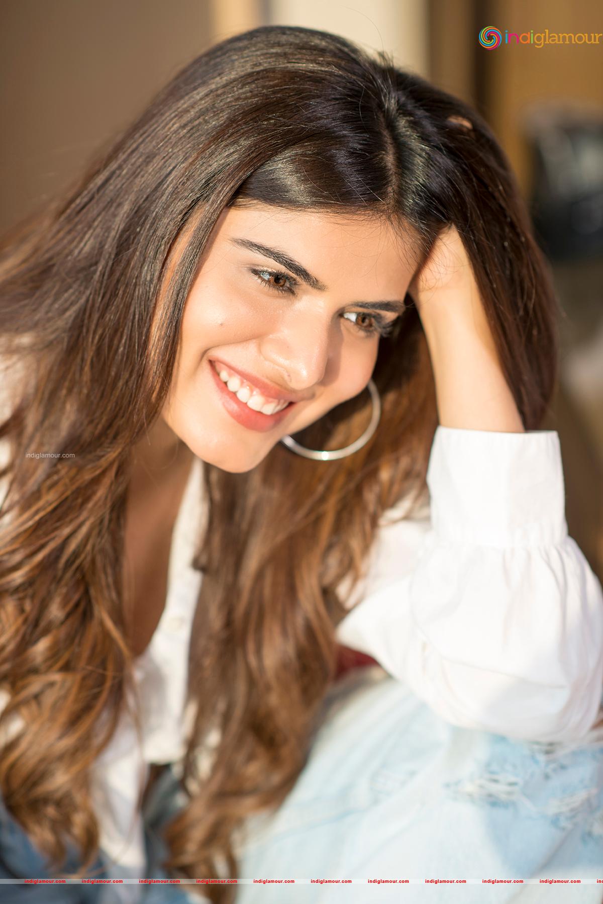 Twiinkle Saaj Actress hd photo