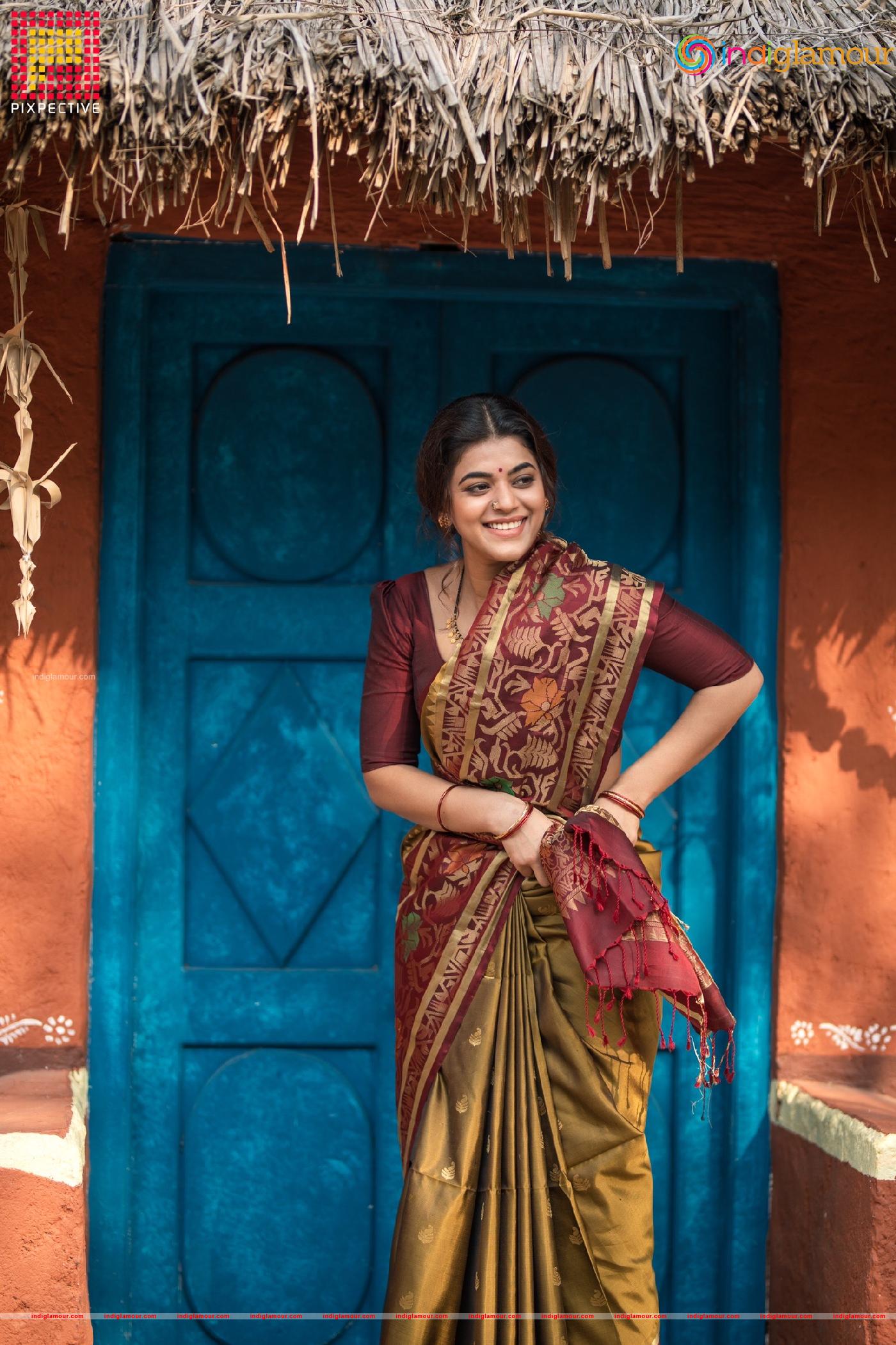Yamini Bhaskar Actress hd photo