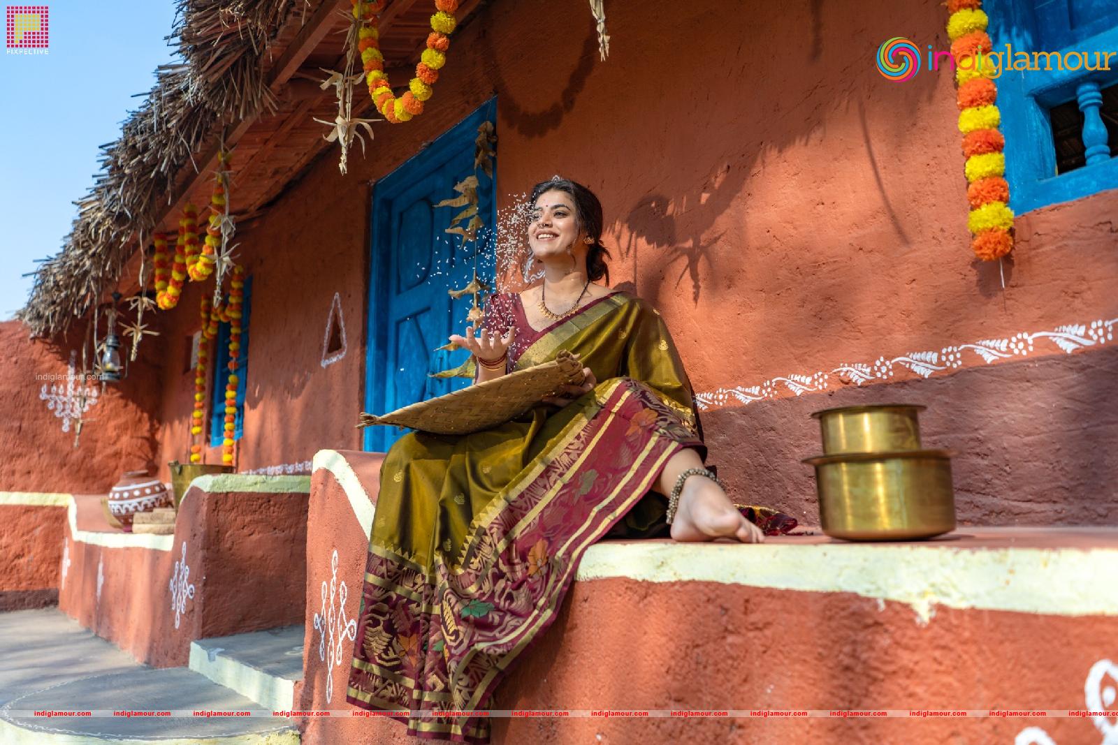 Yamini Bhaskar Actress hd photo