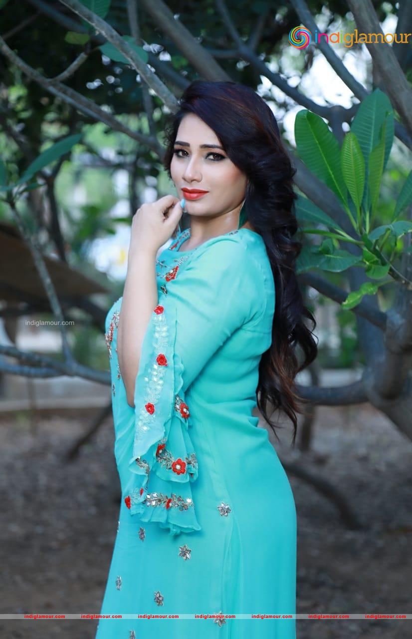 Sanjana Naidu Actress hd photo