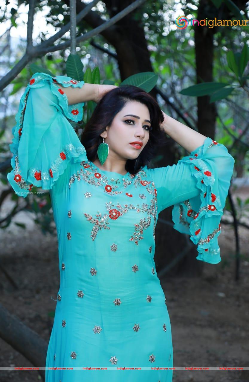 Sanjana Naidu Actress hd photo