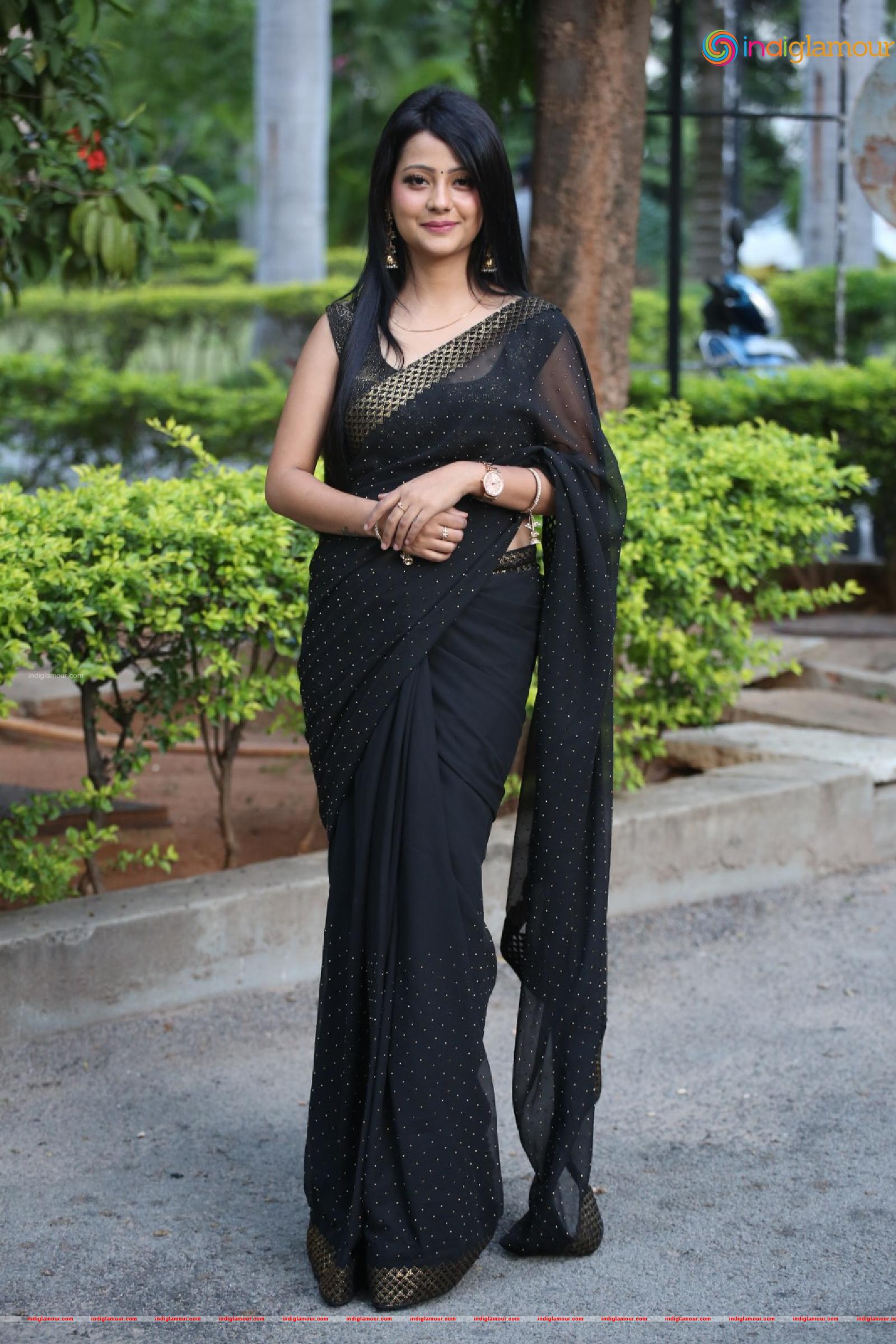 Shubhangi Pant Actress hd photo