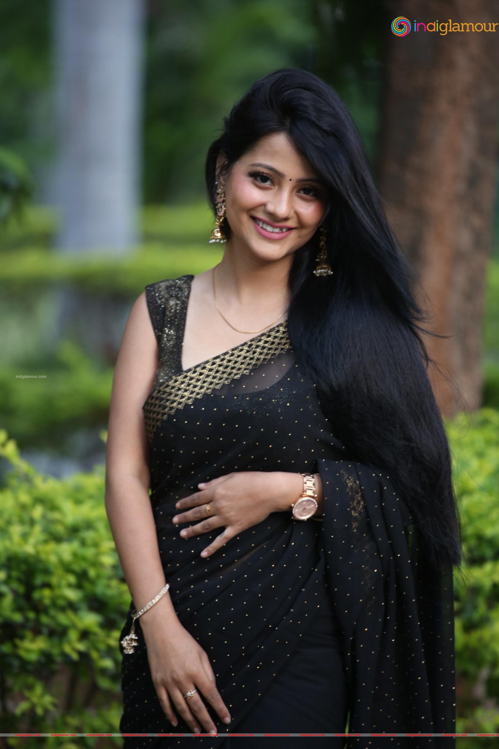 Shubhangi Pant Actress hd photo