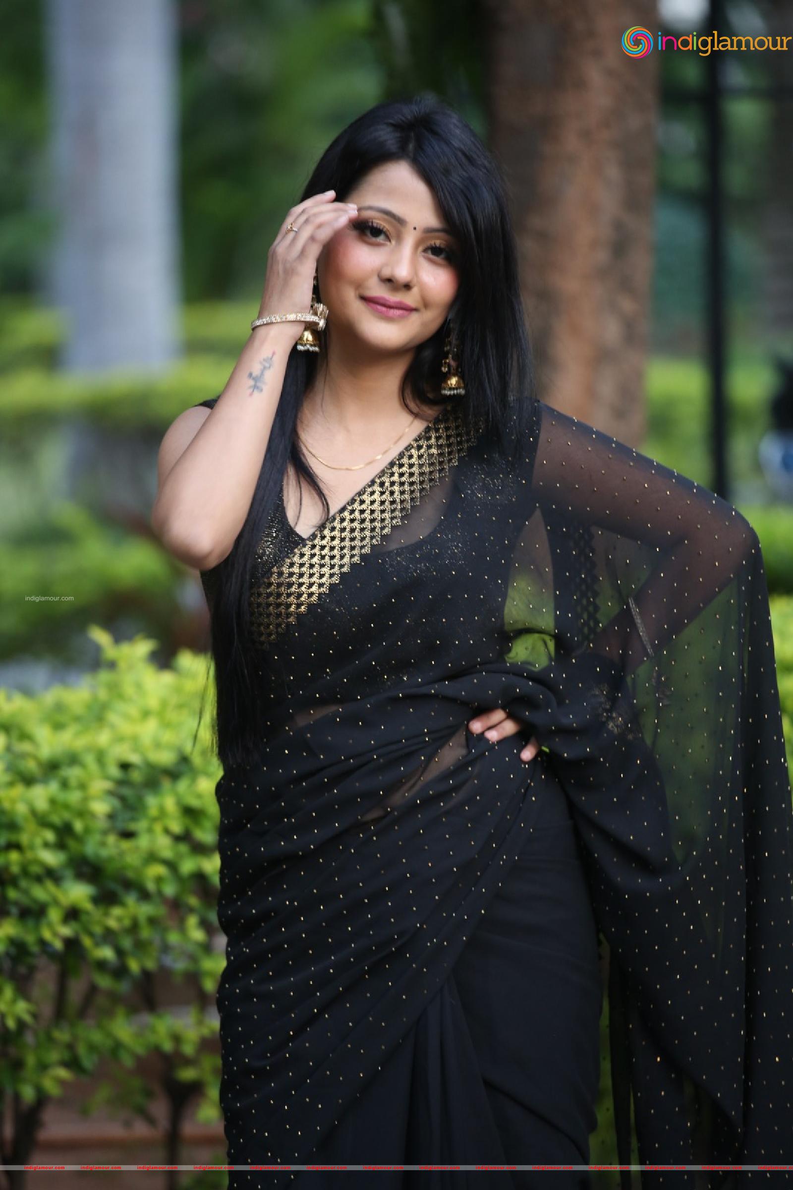 Shubhangi Pant Actress hd photo
