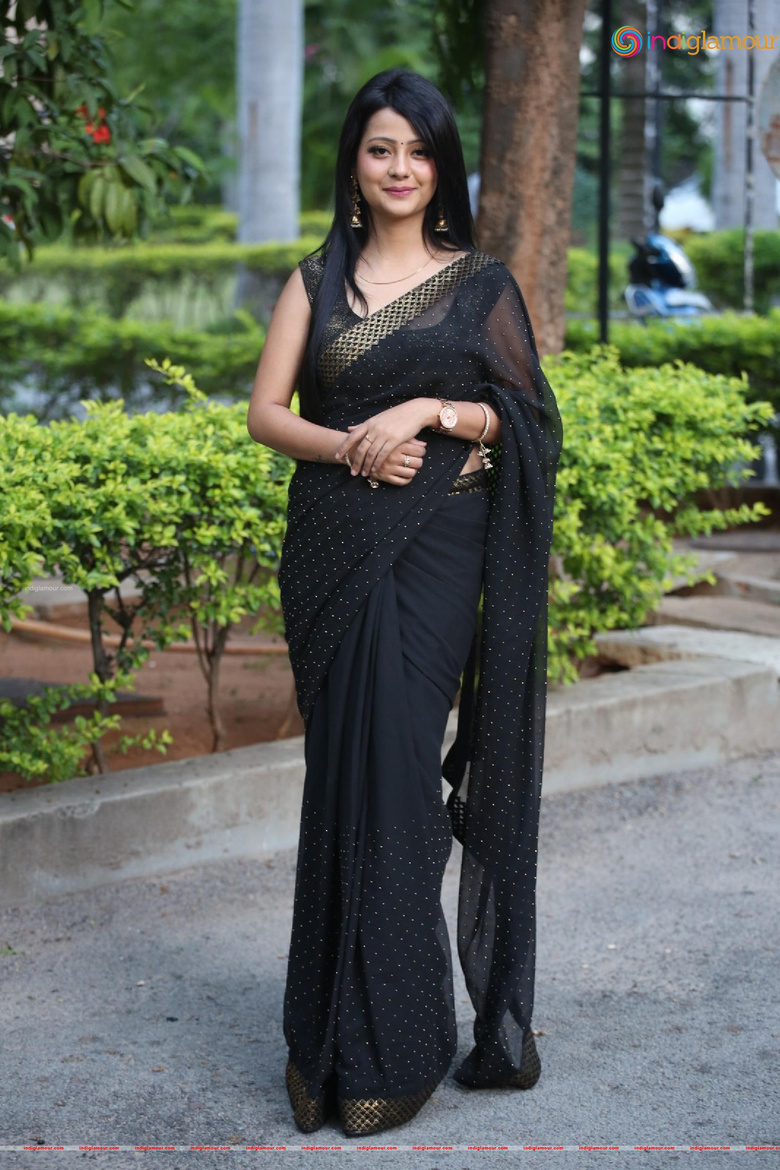 Shubhangi Pant Actress hd photo