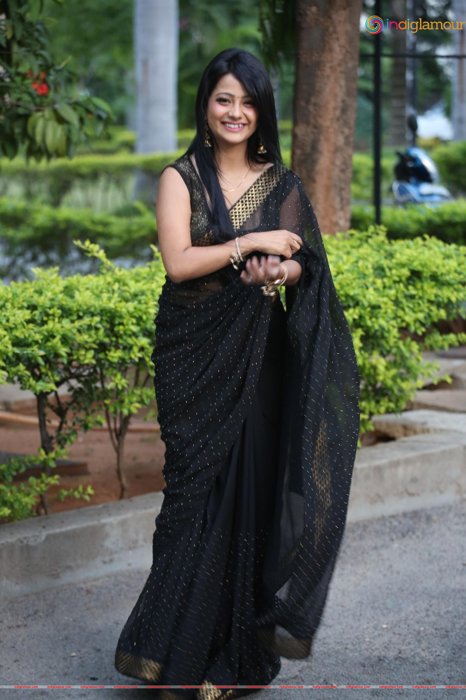 Shubhangi Pant Actress hd photo