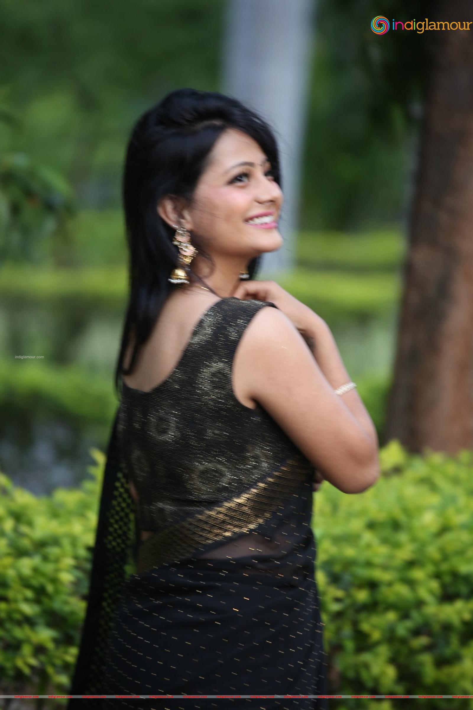 Shubhangi Pant Actress hd photo