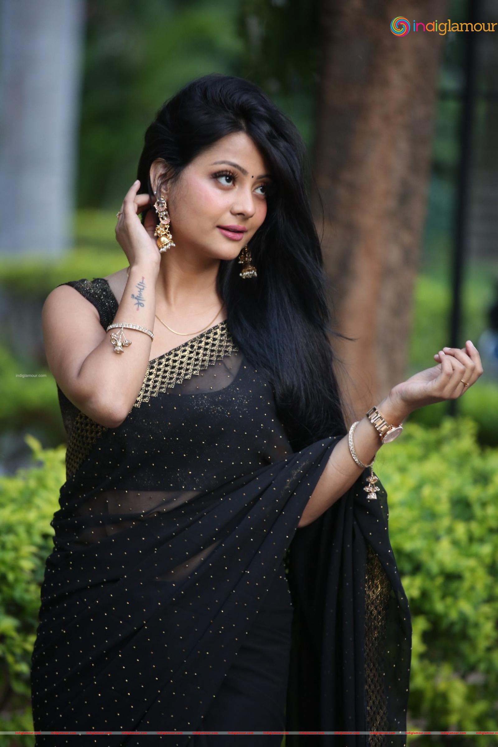Shubhangi Pant Actress hd photo
