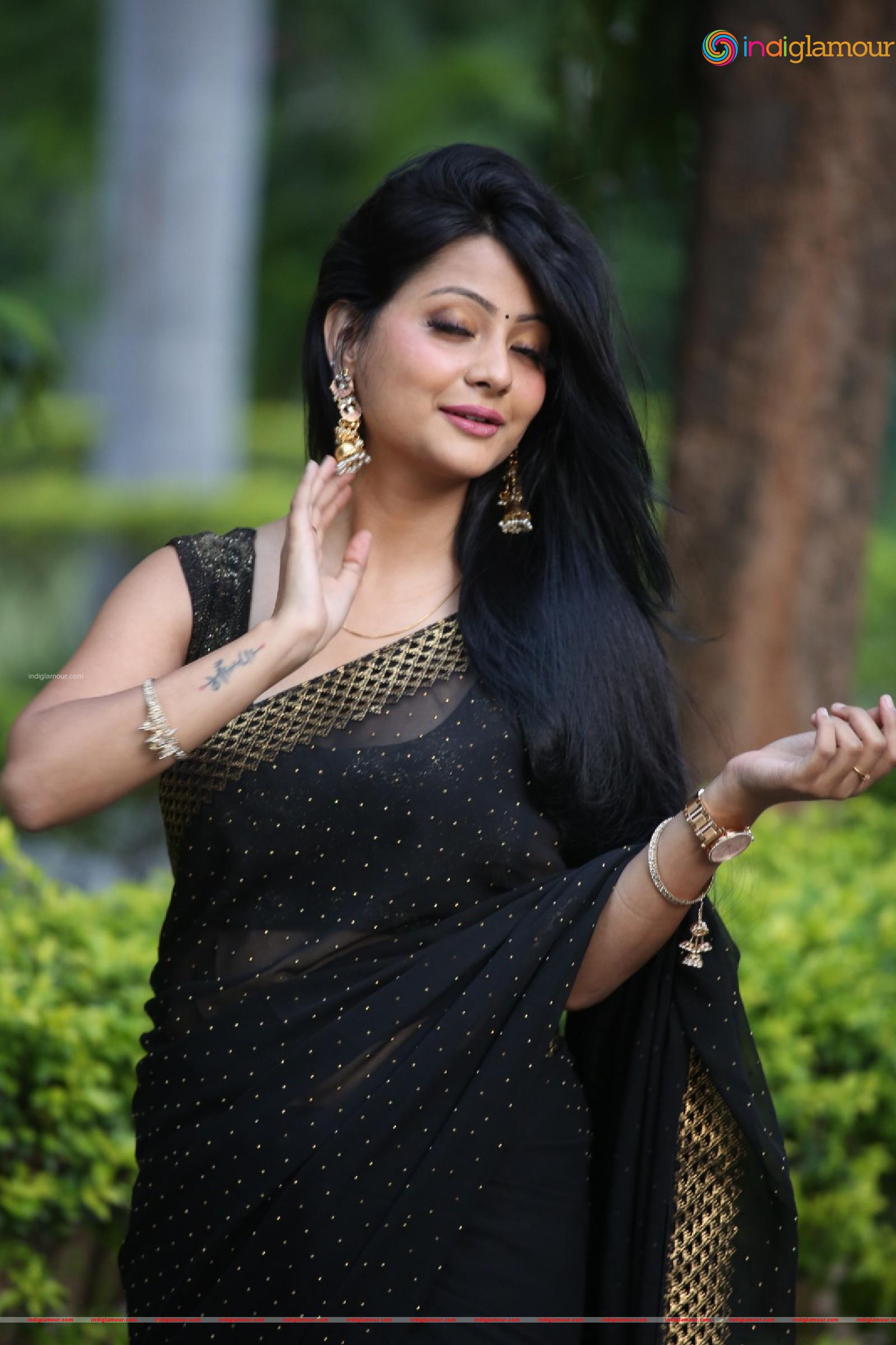 Shubhangi Pant Actress hd photo