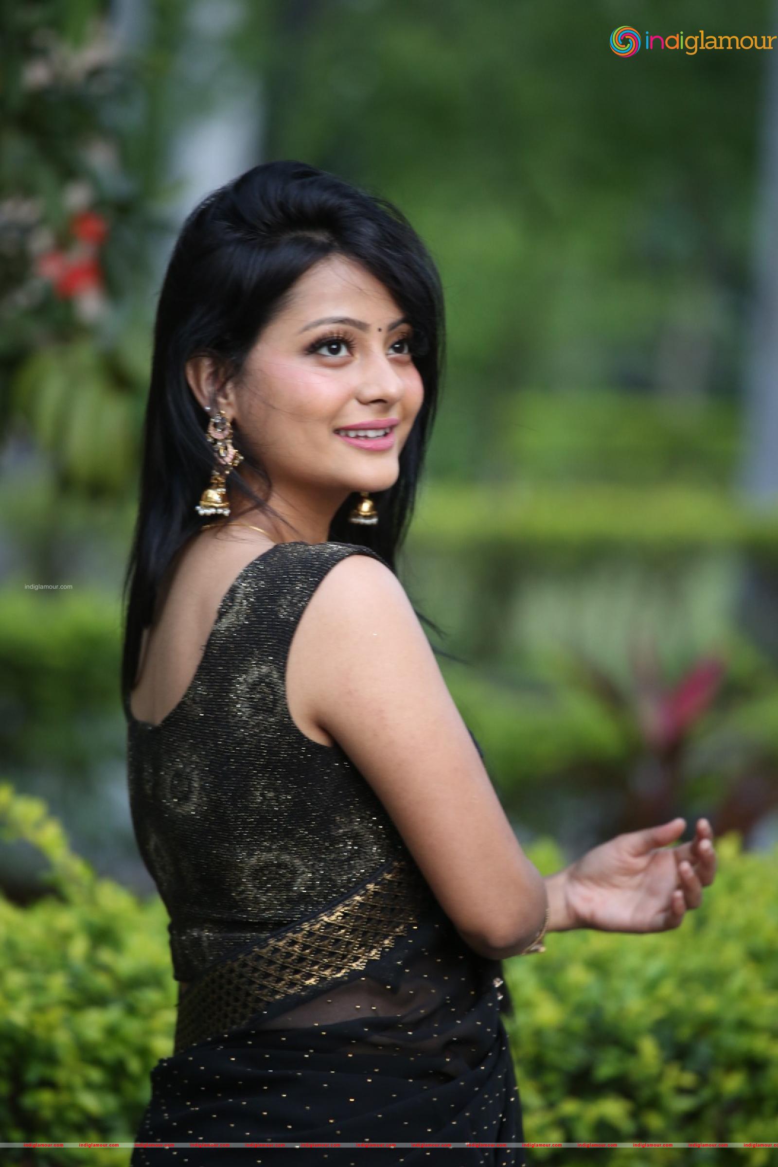 Shubhangi Pant Actress hd photo