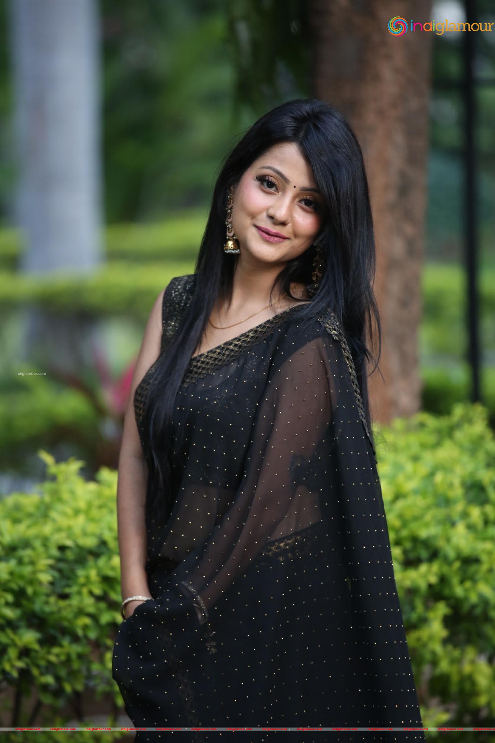 Shubhangi Pant Actress hd photo