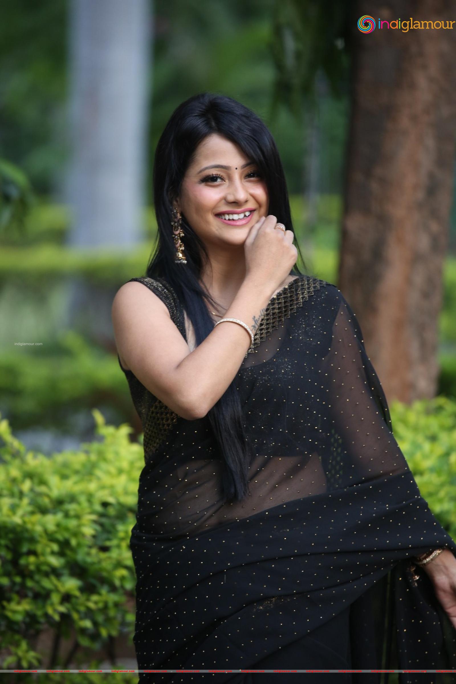 Shubhangi Pant Actress hd photo
