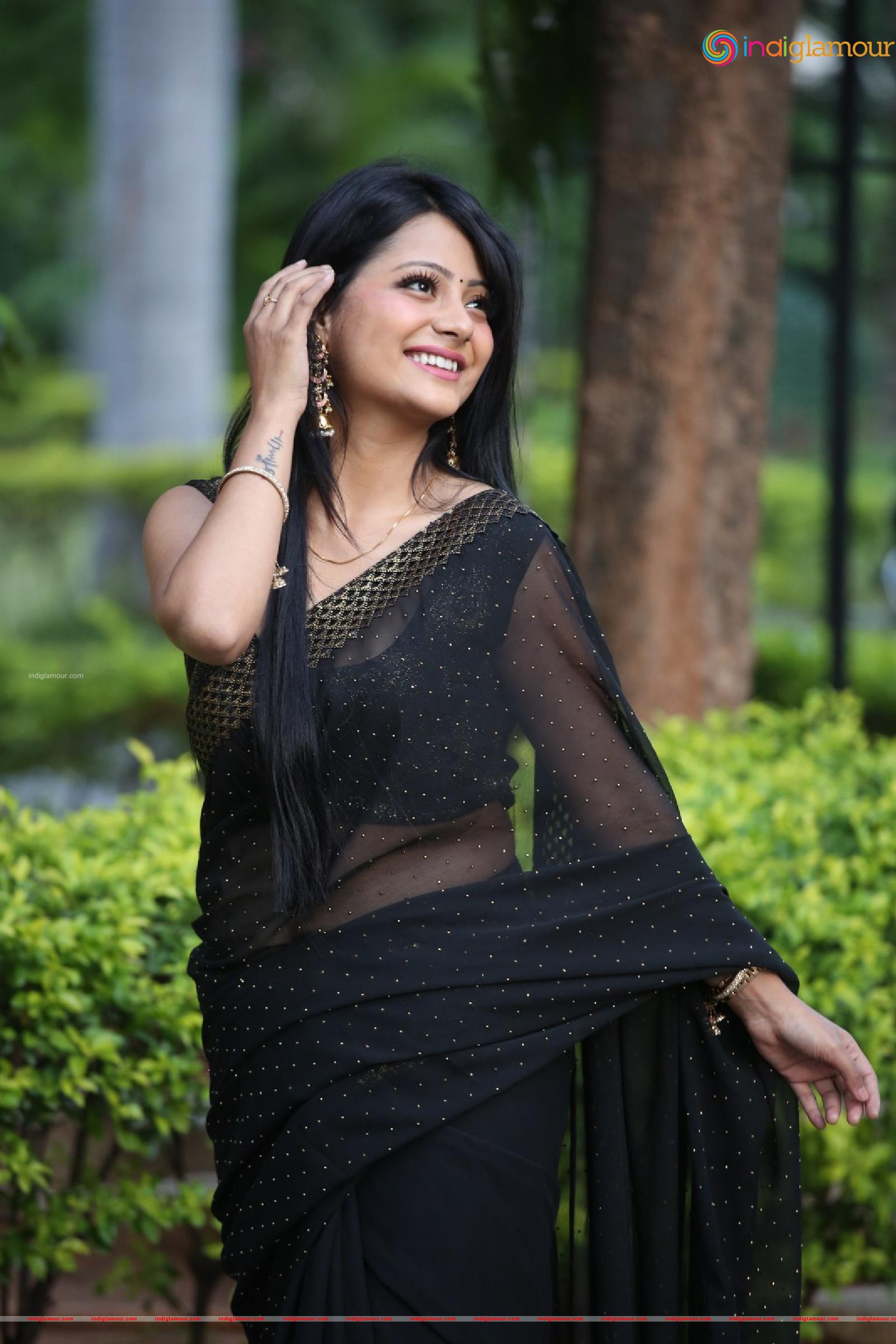 Shubhangi Pant Actress hd photo