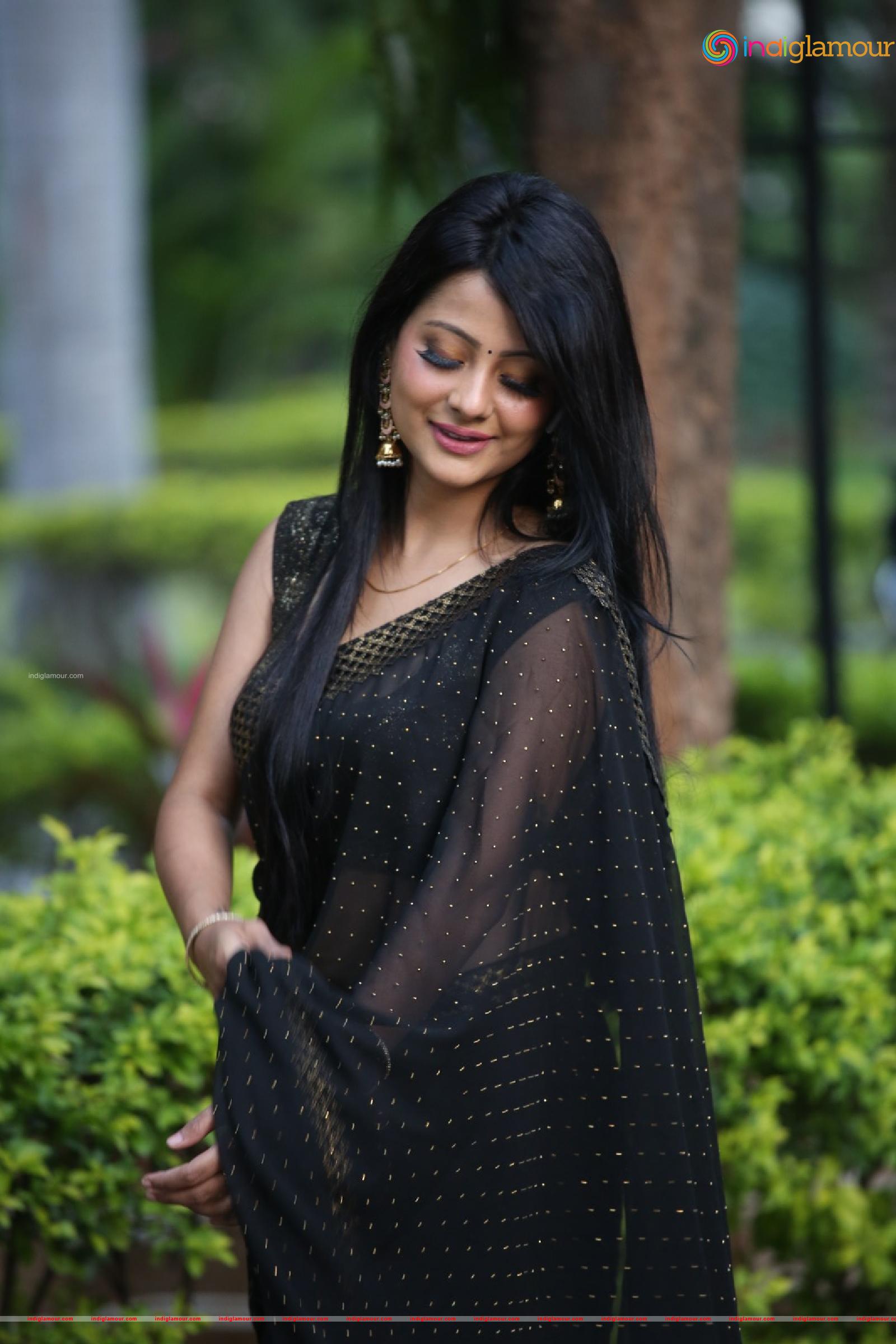 Shubhangi Pant Actress hd photo