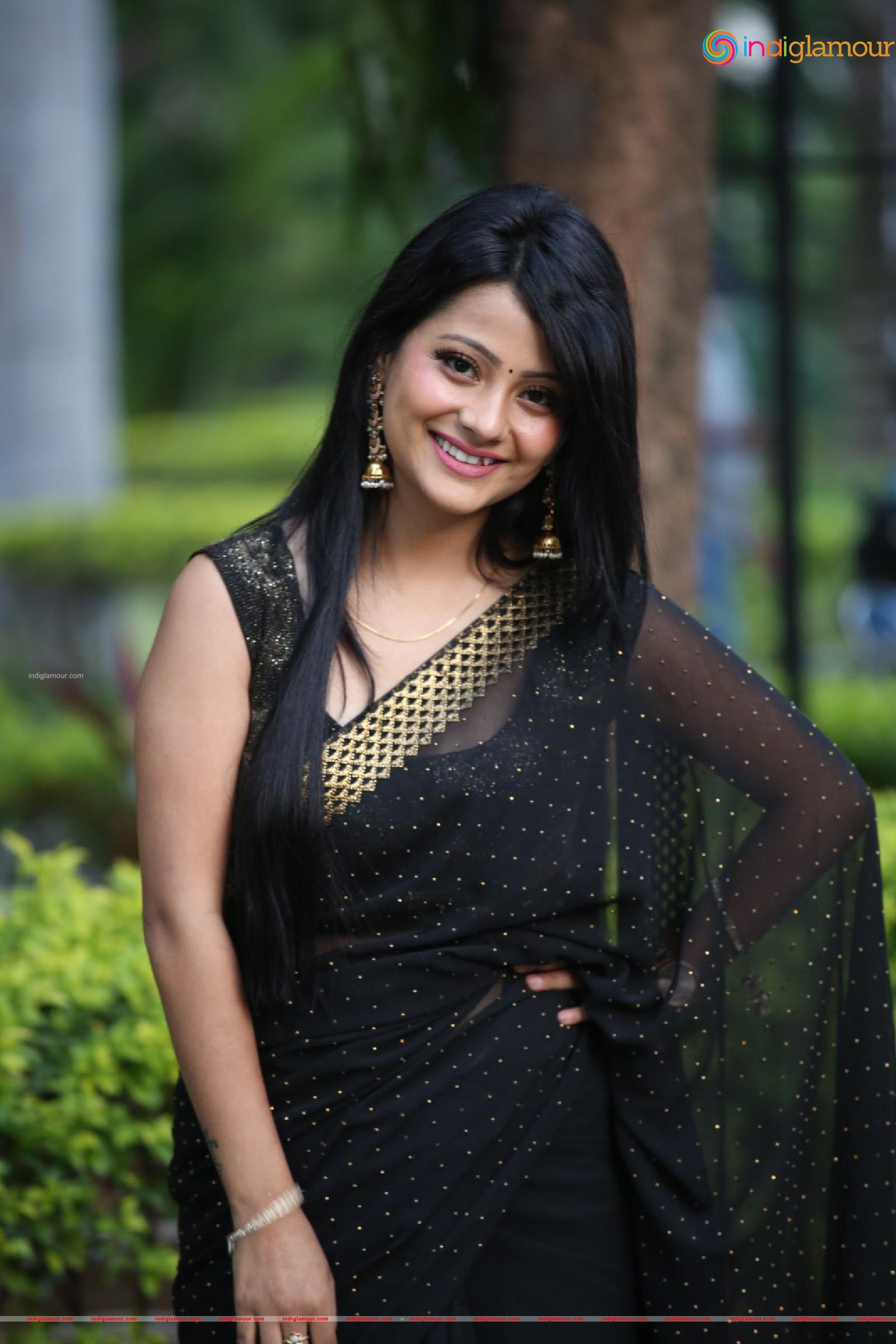 Shubhangi Pant Actress hd photo