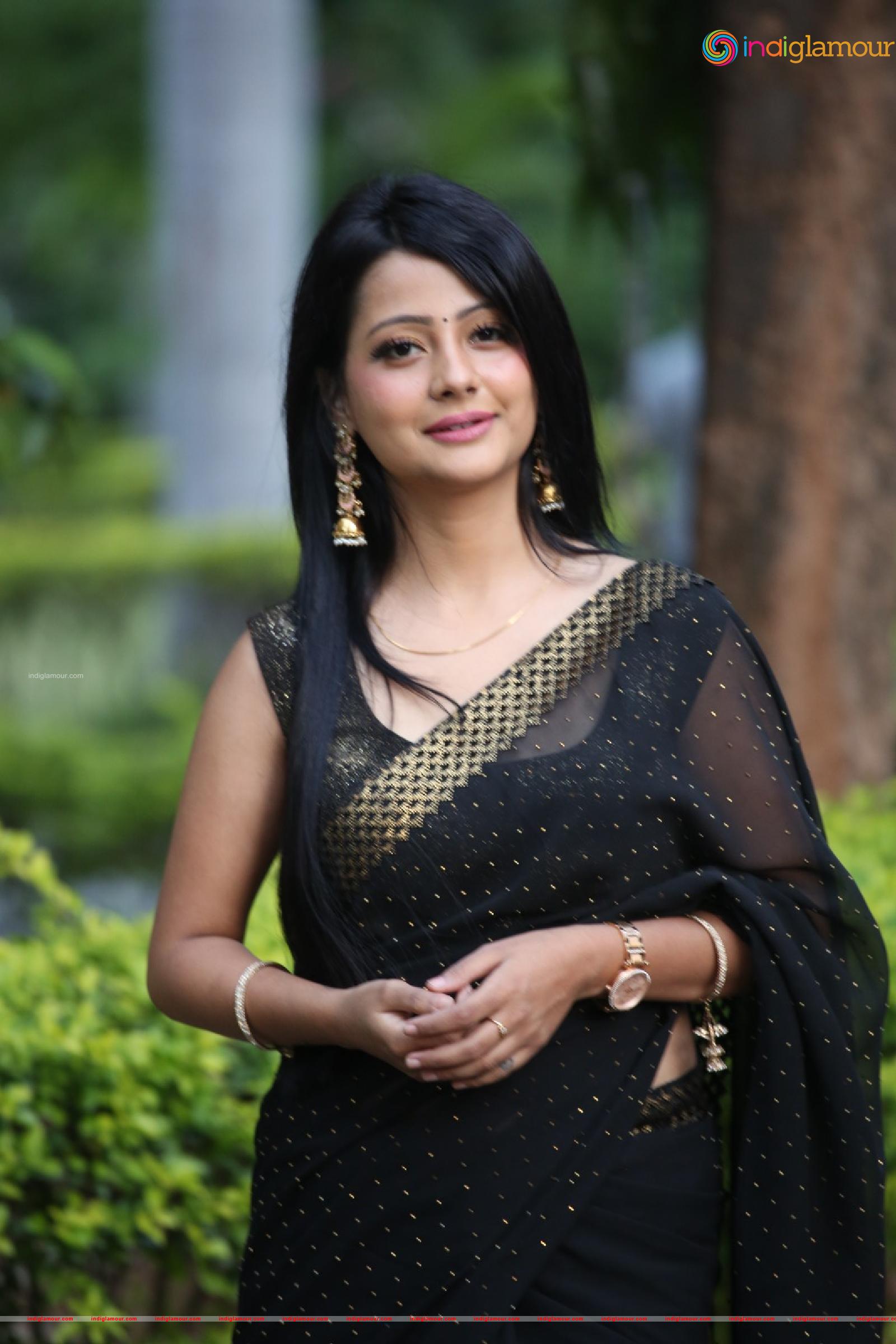 Shubhangi Pant Actress hd photo