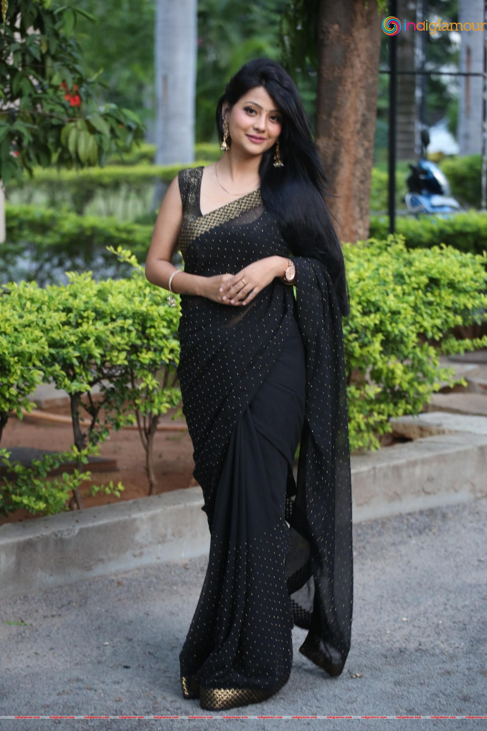 Shubhangi Pant Actress hd photo