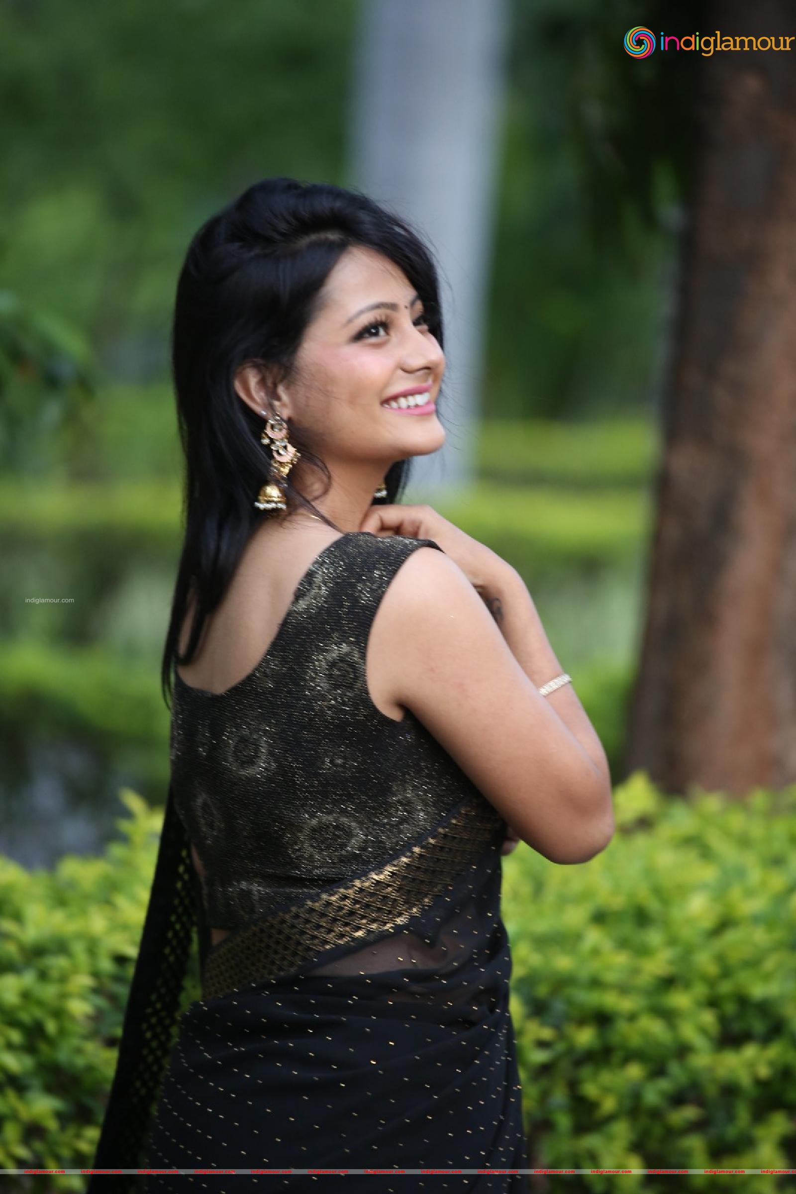 Shubhangi Pant Actress hd photo