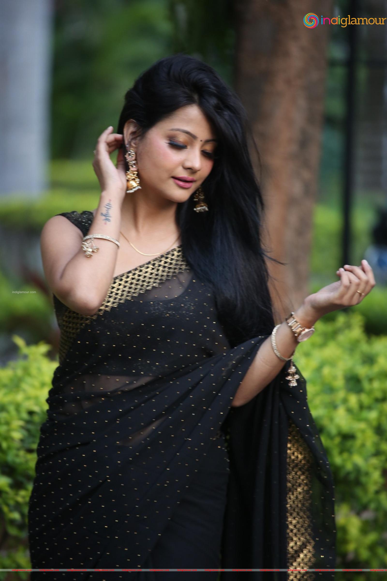 Shubhangi Pant Actress hd photo