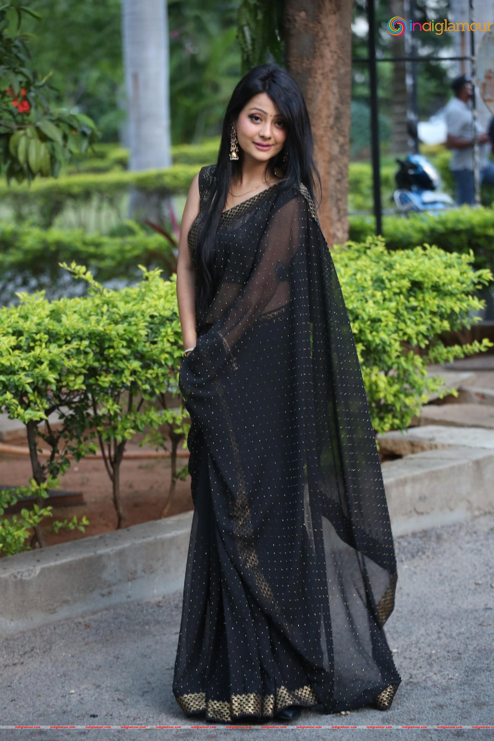Shubhangi Pant Actress hd photo