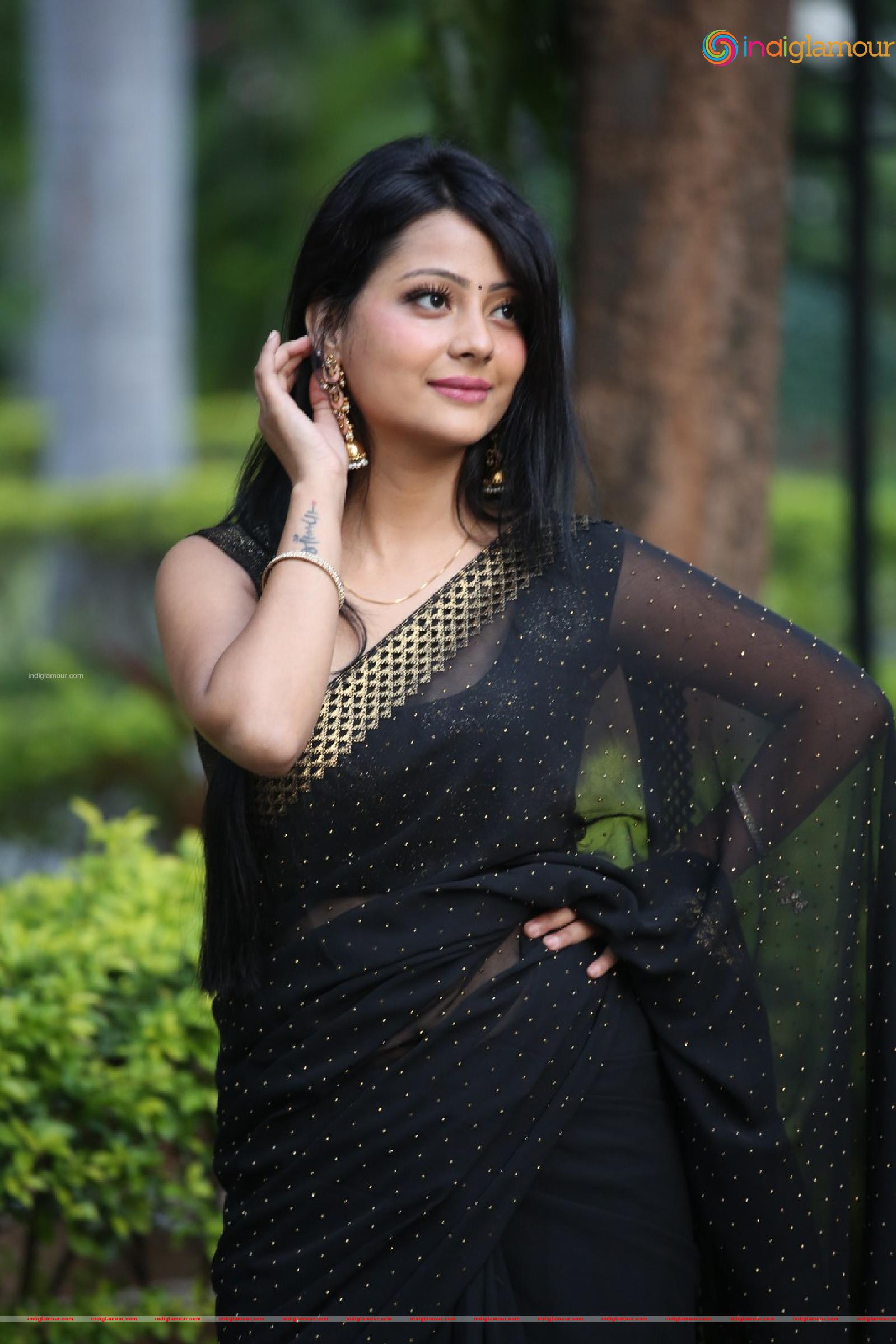 Shubhangi Pant Actress hd photo