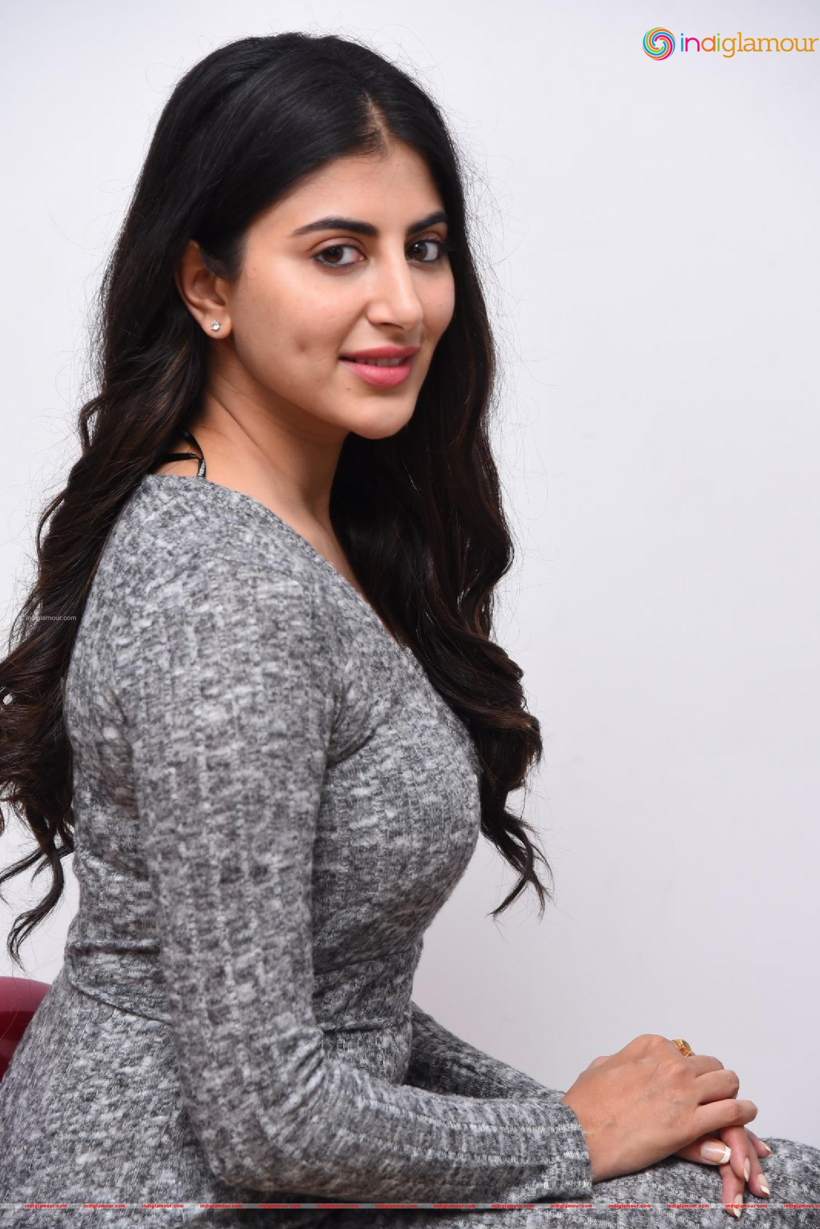 Shwetha Awasti Actress hd photo