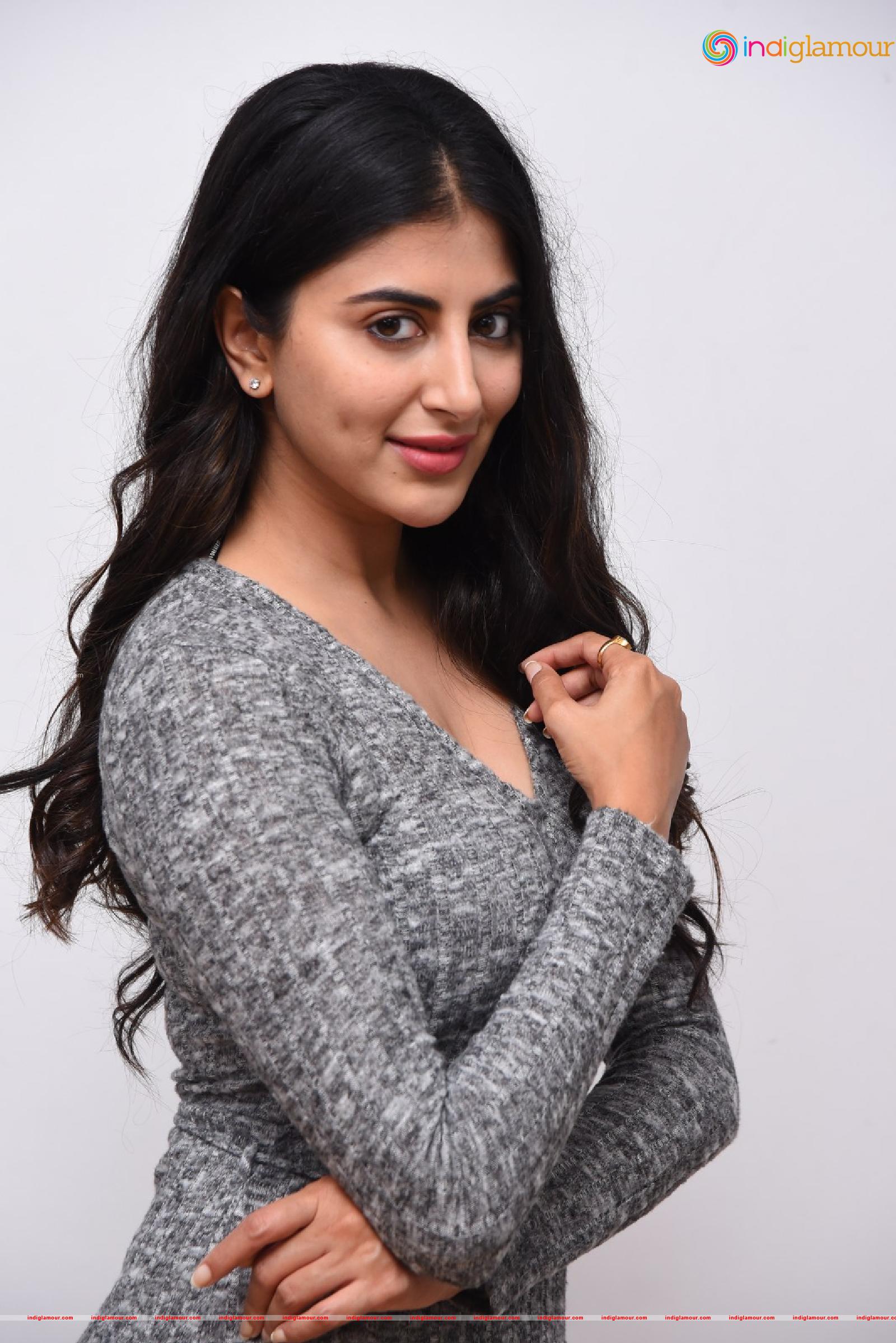 Shwetha Awasti Actress hd photo