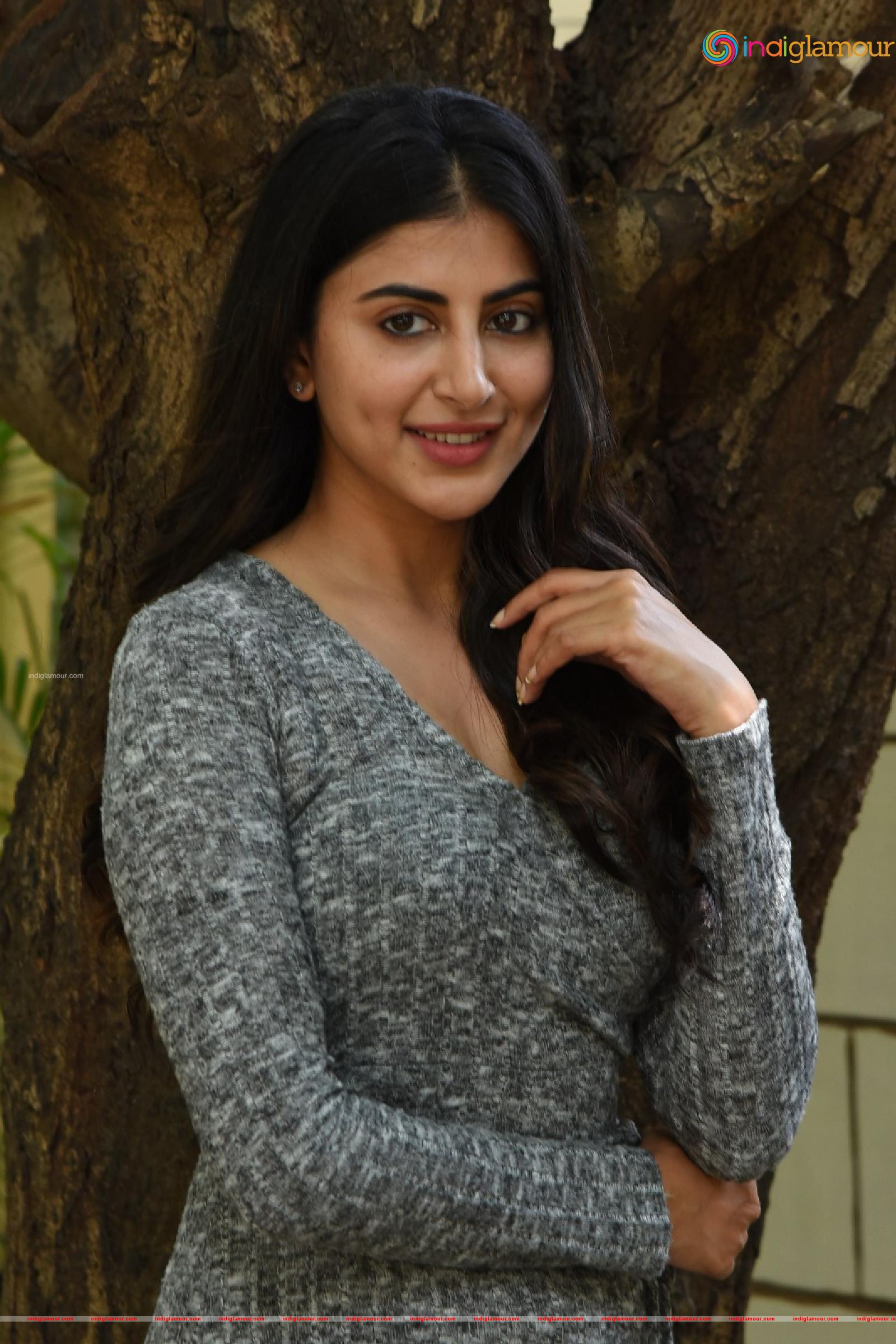 Shwetha Awasti Actress hd photo