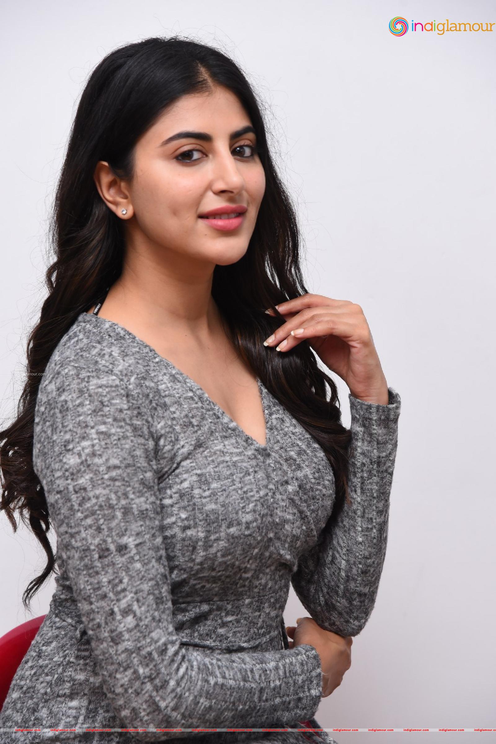 Shwetha Awasti Actress hd photo