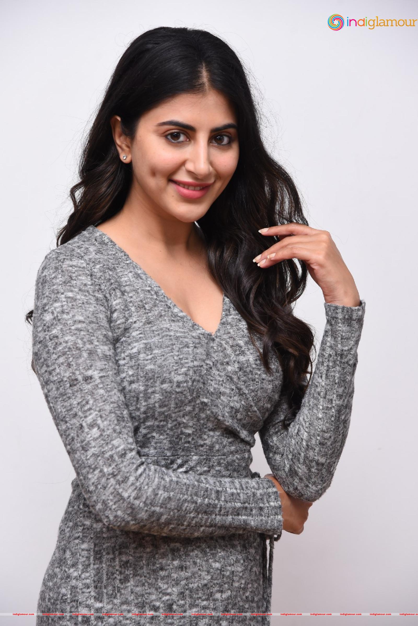 Shwetha Awasti Actress hd photo